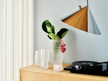 Press Medium vase - Frosted - Tom Dixon