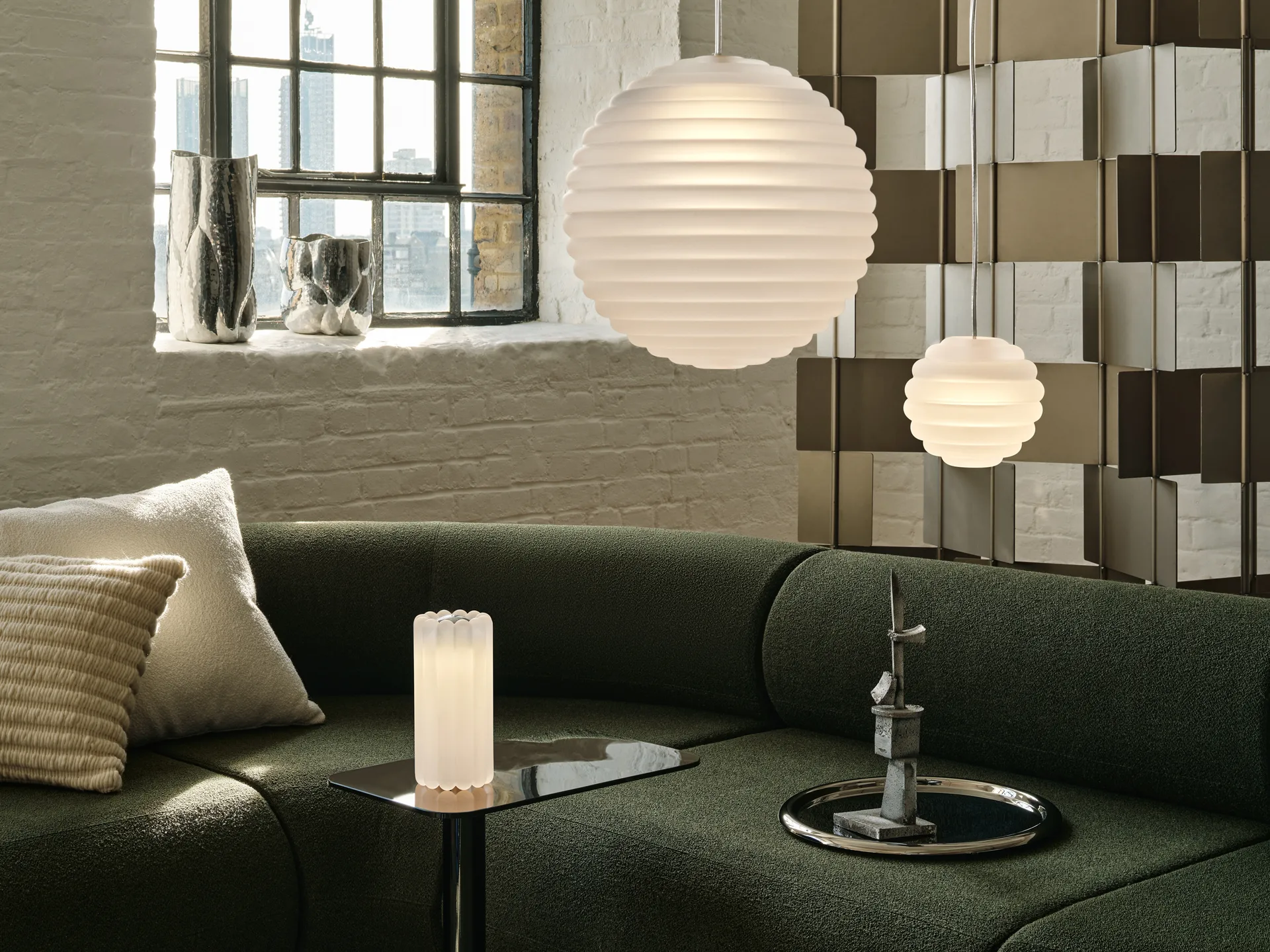 Press Sphere mini pendant LED Ø14,5 cm, Frosted Tom Dixon