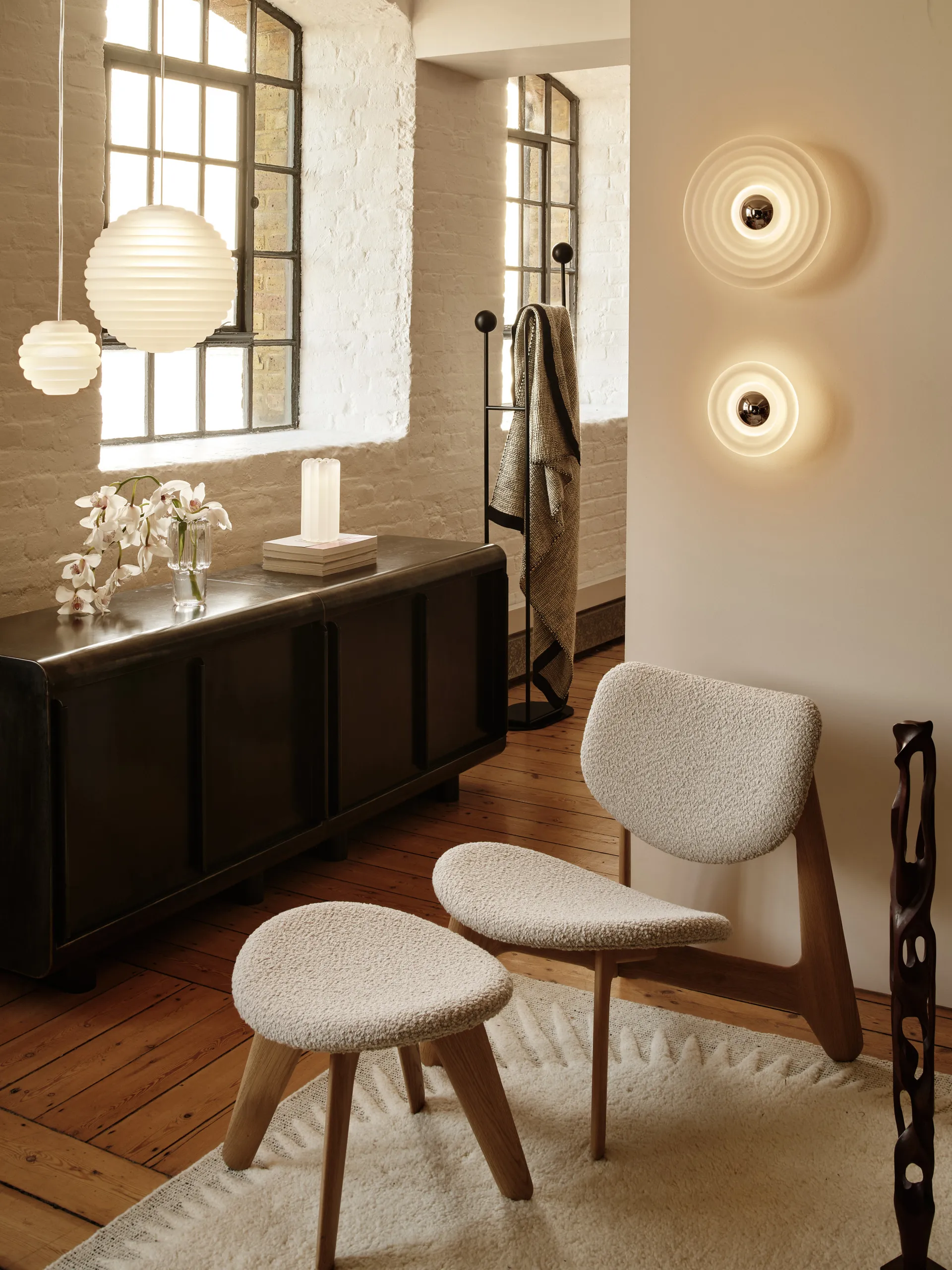 Press Sphere pendant LED Ø30 cm, Frosted Tom Dixon