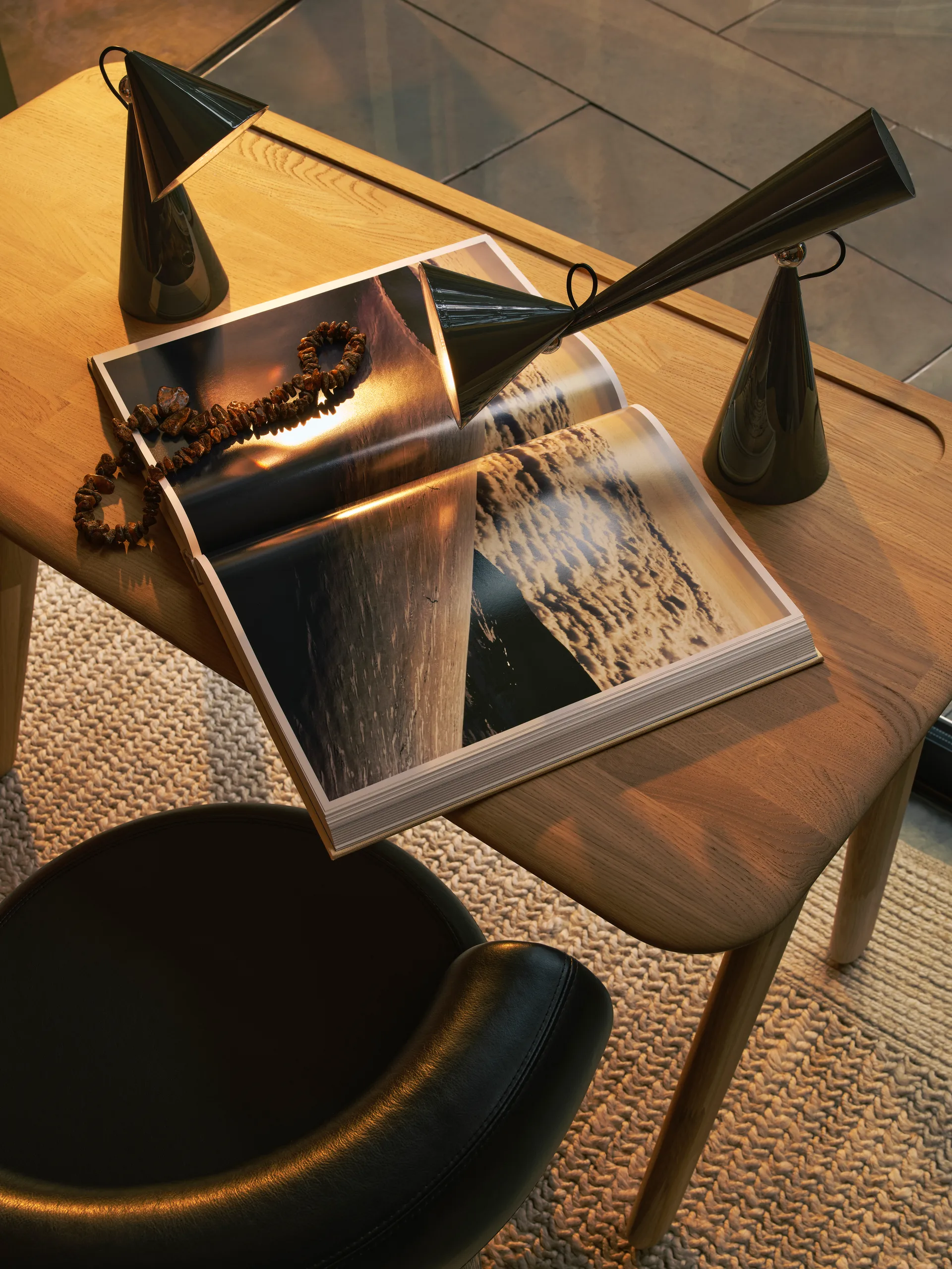 Slab desk 60x120 cm, Oak Tom Dixon