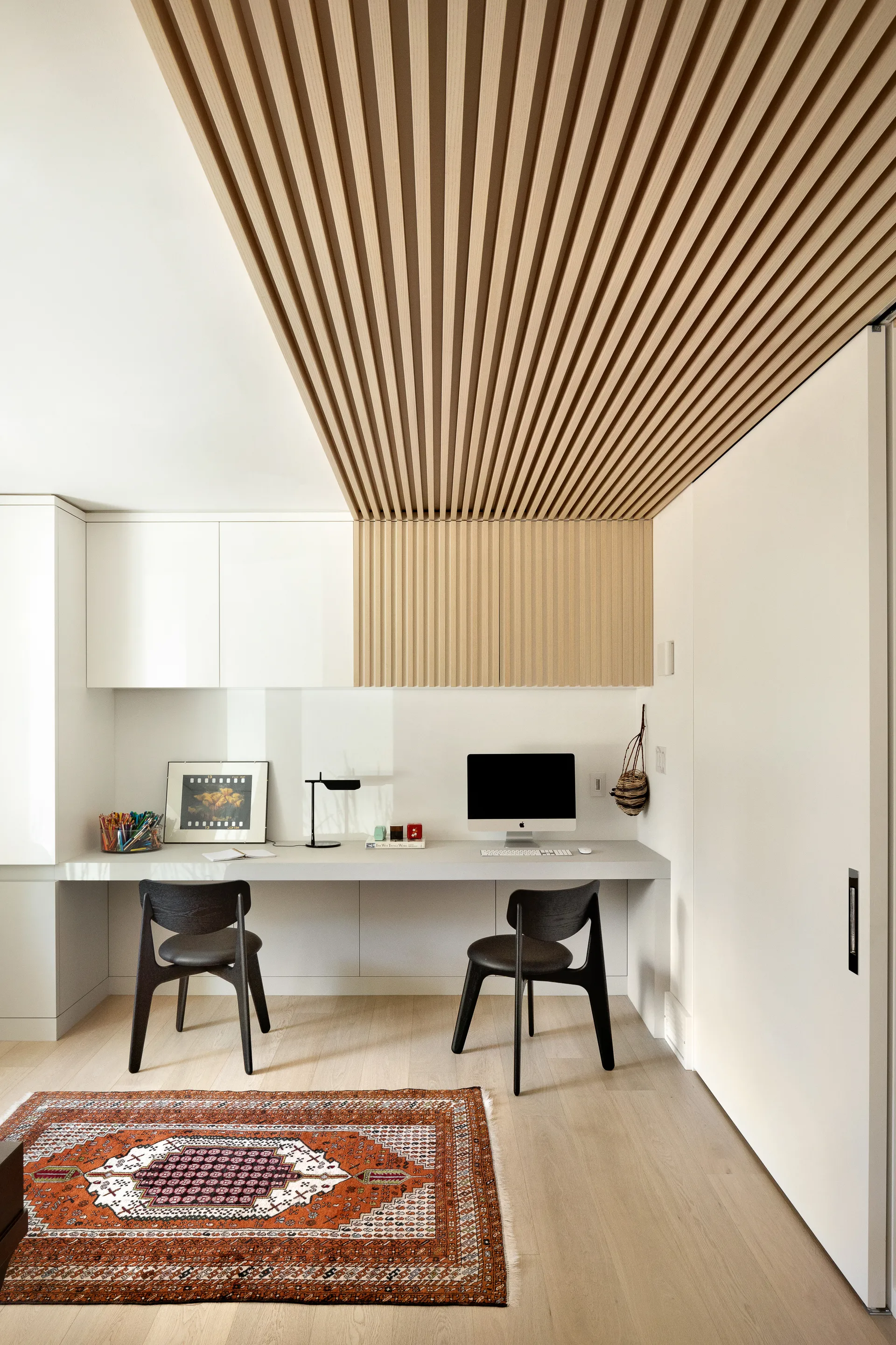 Slab dining chair upholstered seat, Black oak-black leather Tom Dixon