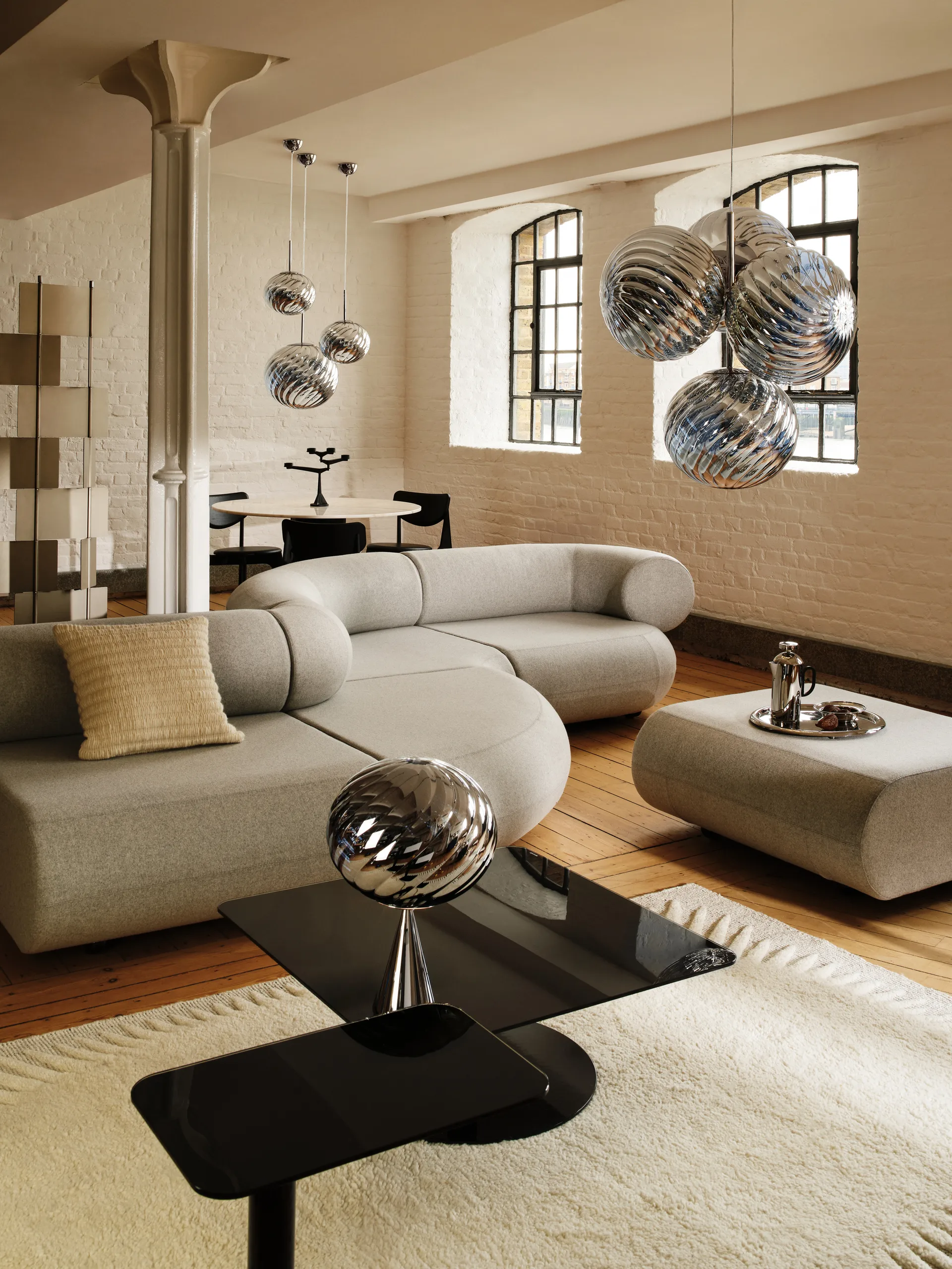 Whirl cone fat table lamp, Silver Tom Dixon