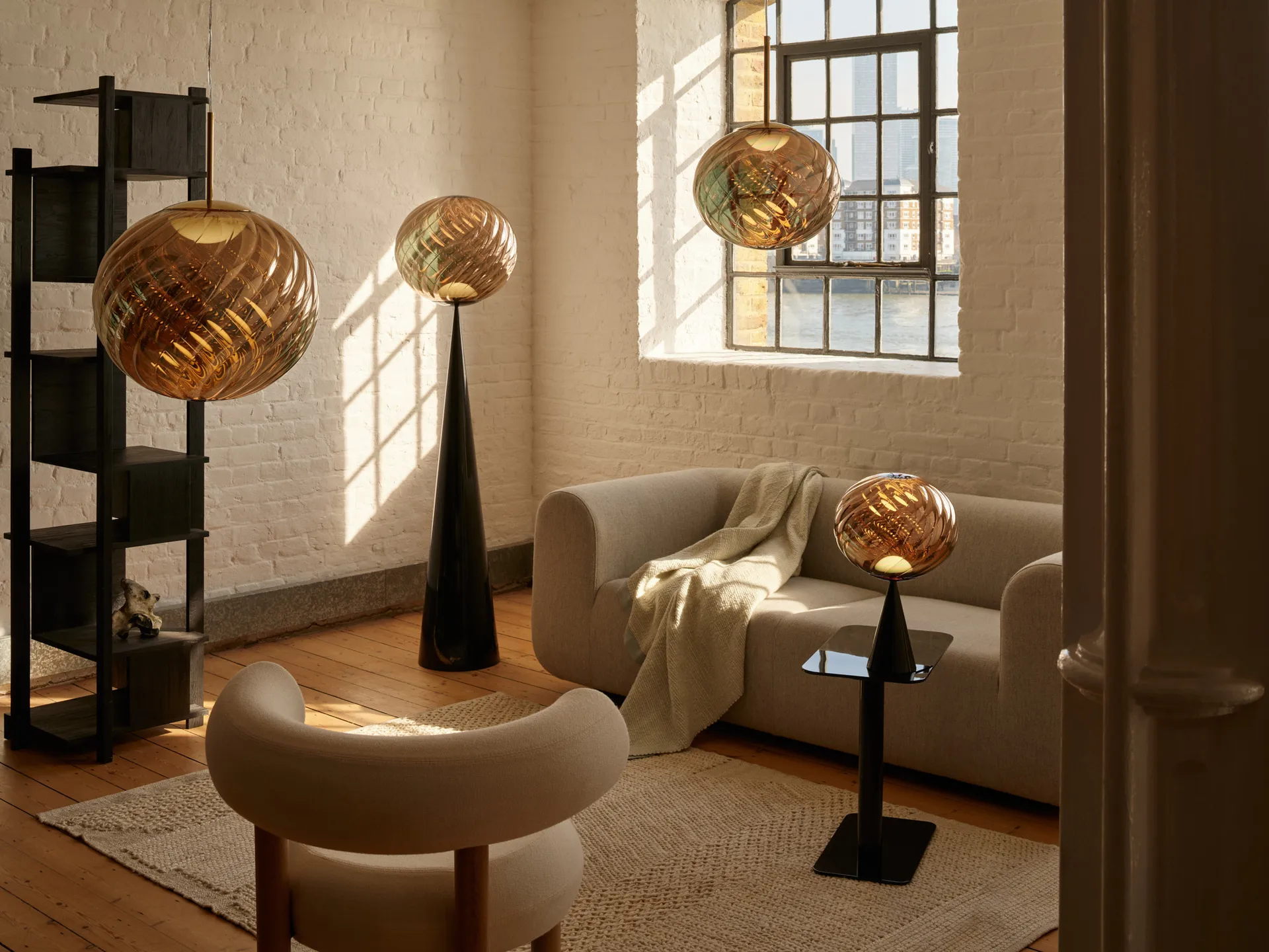 Whirl pendant Ø30 cm, Gold Tom Dixon