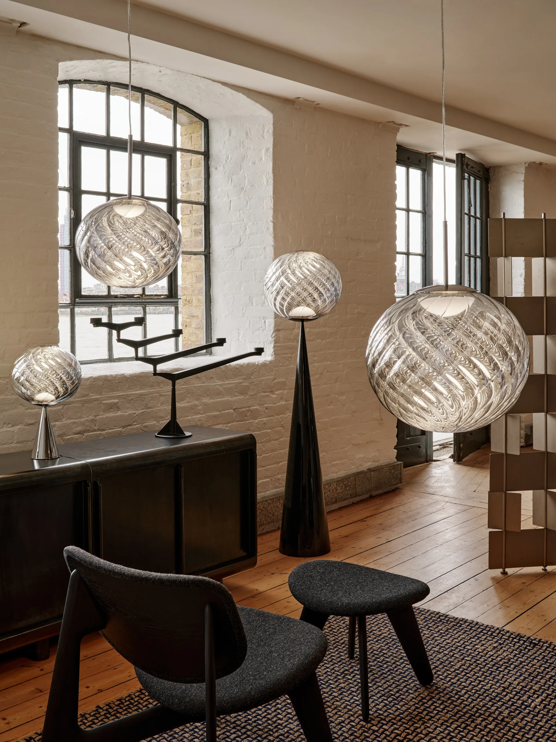 Whirl pendant Ø45 cm, Silver Tom Dixon