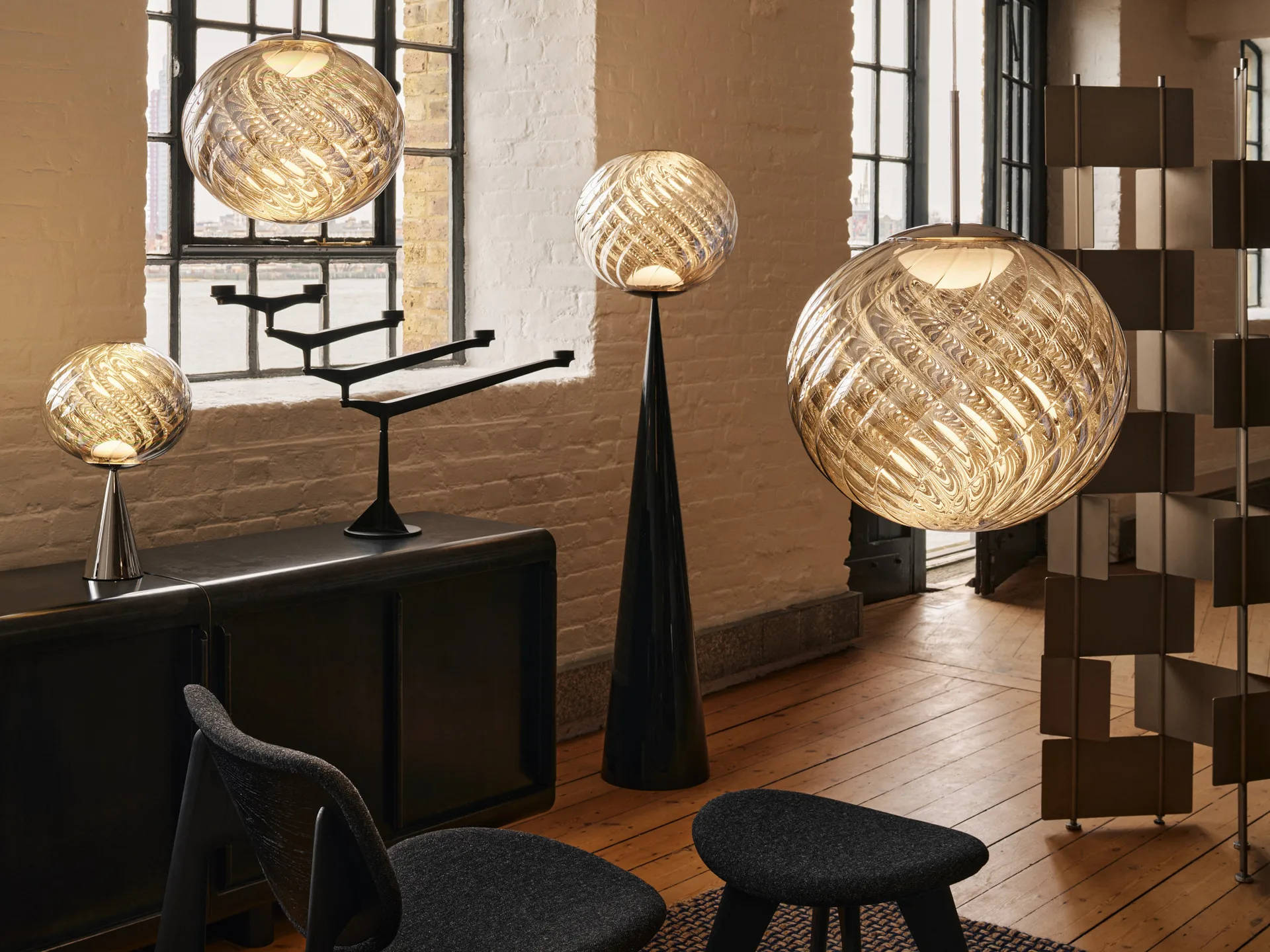 Whirl pendant Ø45 cm, Silver Tom Dixon