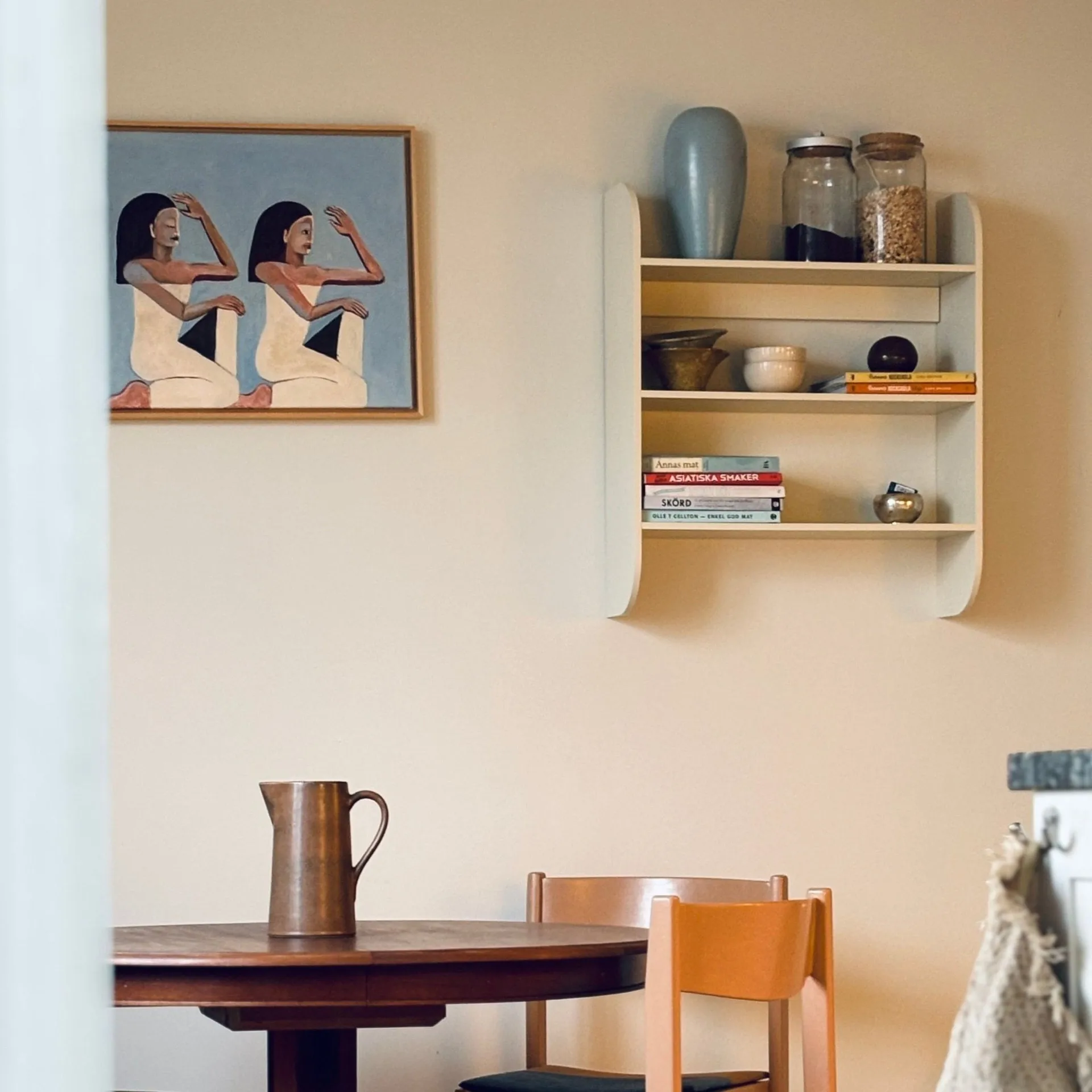 Strapats wall shelf 62x73,6 cm, Off-white TÔNN furniture