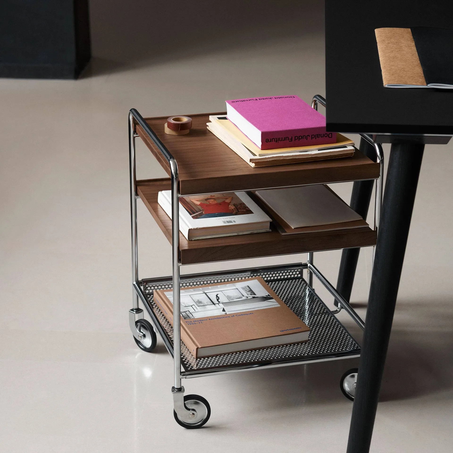 Alima NDS2 serving trolley, Lacquered walnut-chrome &Tradition