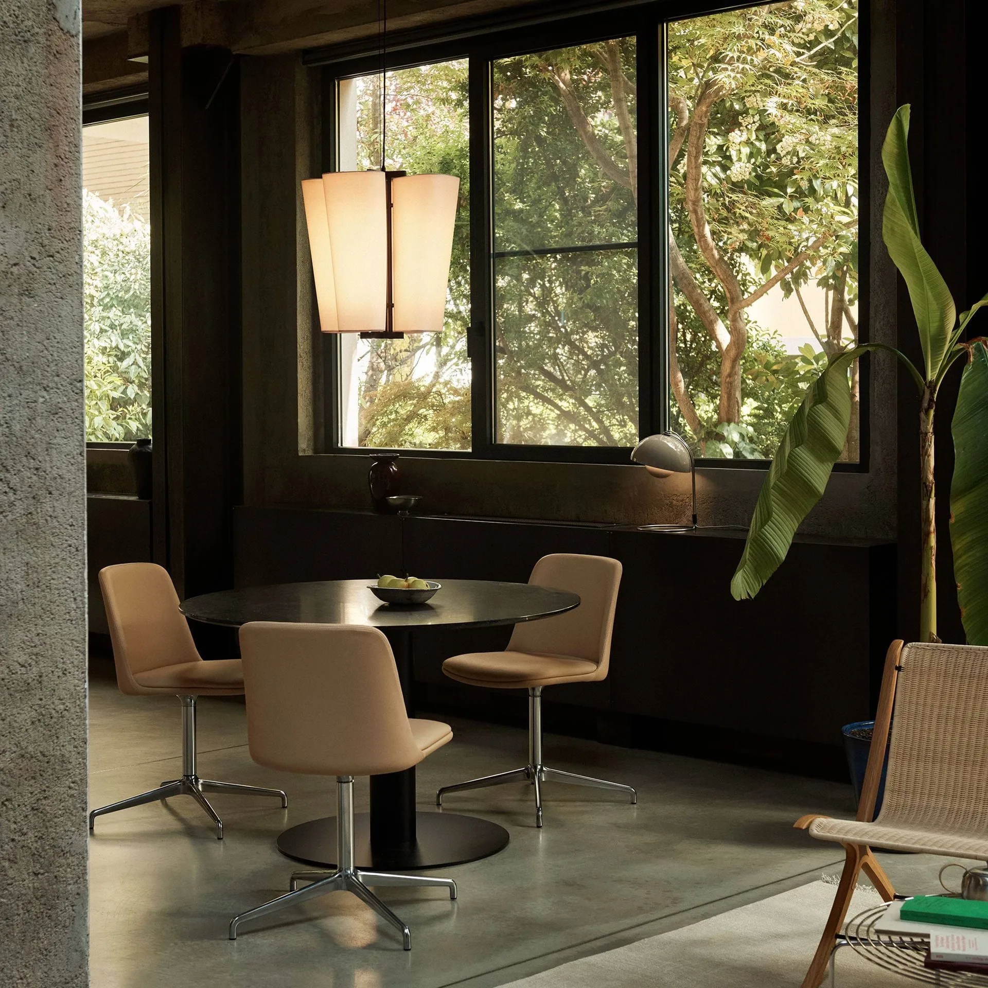 Bella chandelier pendant lamp, SC114, Bronzed & Soft Canvas, Ø47.2 cm &Tradition