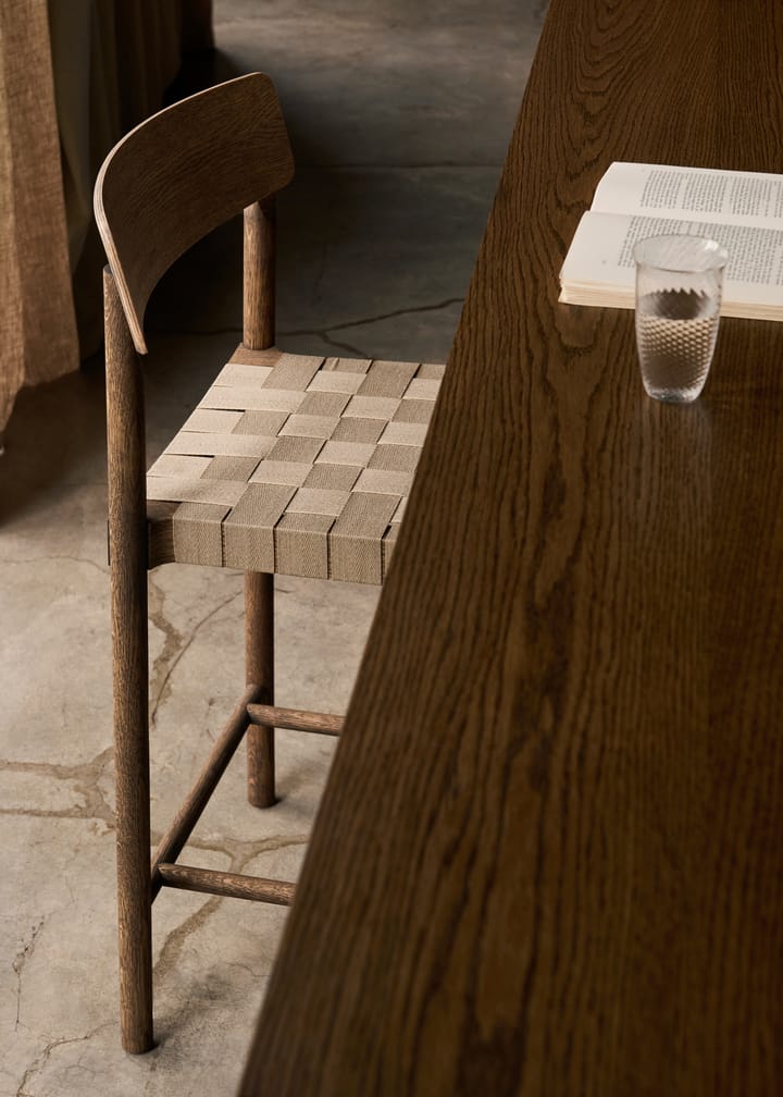 Betty TK12 Counter Chair 65 cm, Natural linen-smoked oiled oak &Tradition