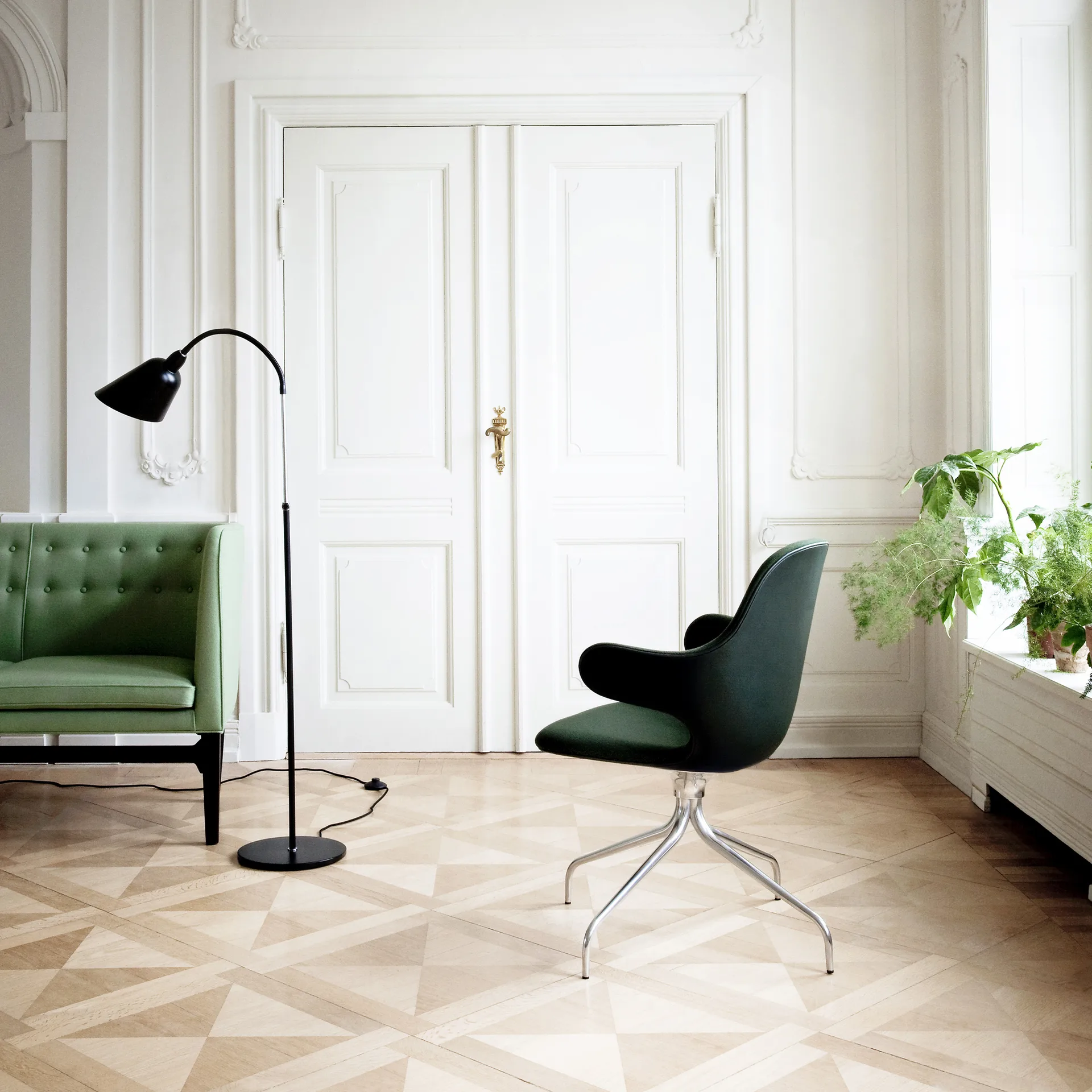 Catch JH2 office chair, Fabric remix 242 beige/grey, black stand &Tradition