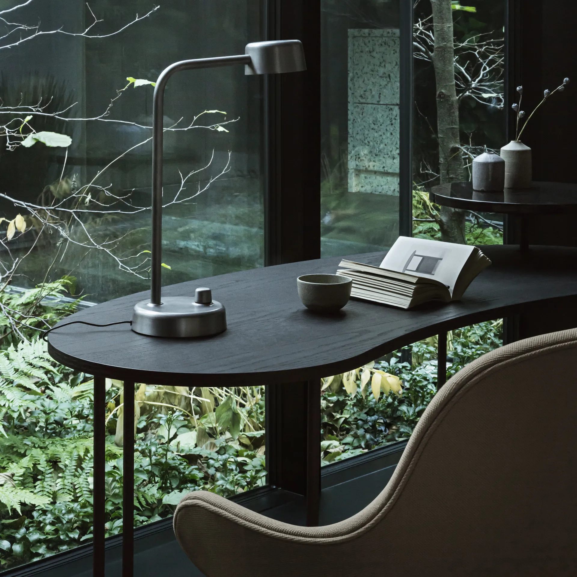 Catch JH2 office chair, Fabric remix 242 beige/grey, black stand &Tradition