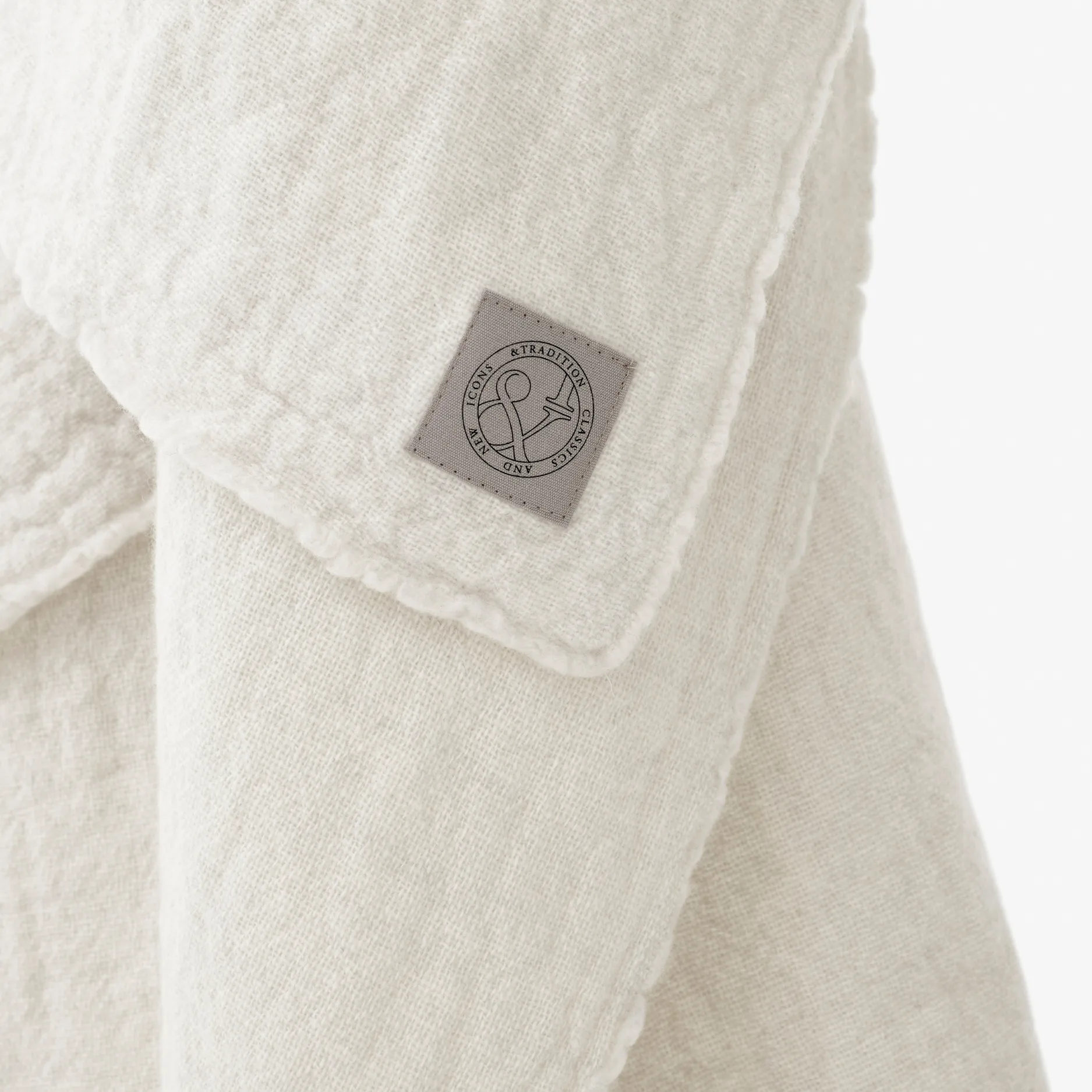 Collect wool throw SC34 130x180 cm, cloud & milk &Tradition