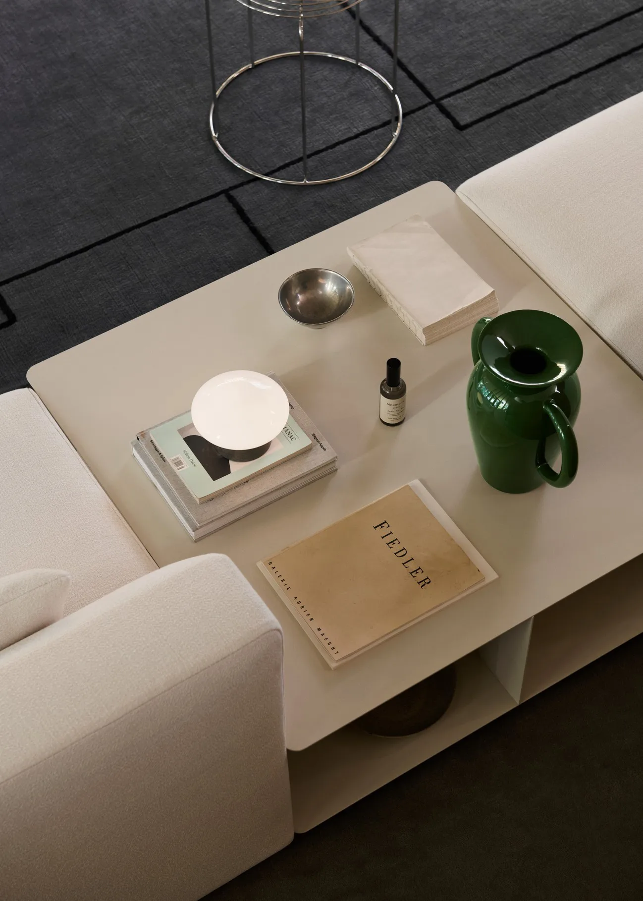 Develius EV3 coffee table, Steel ivory, Ø89x40 cm &Tradition