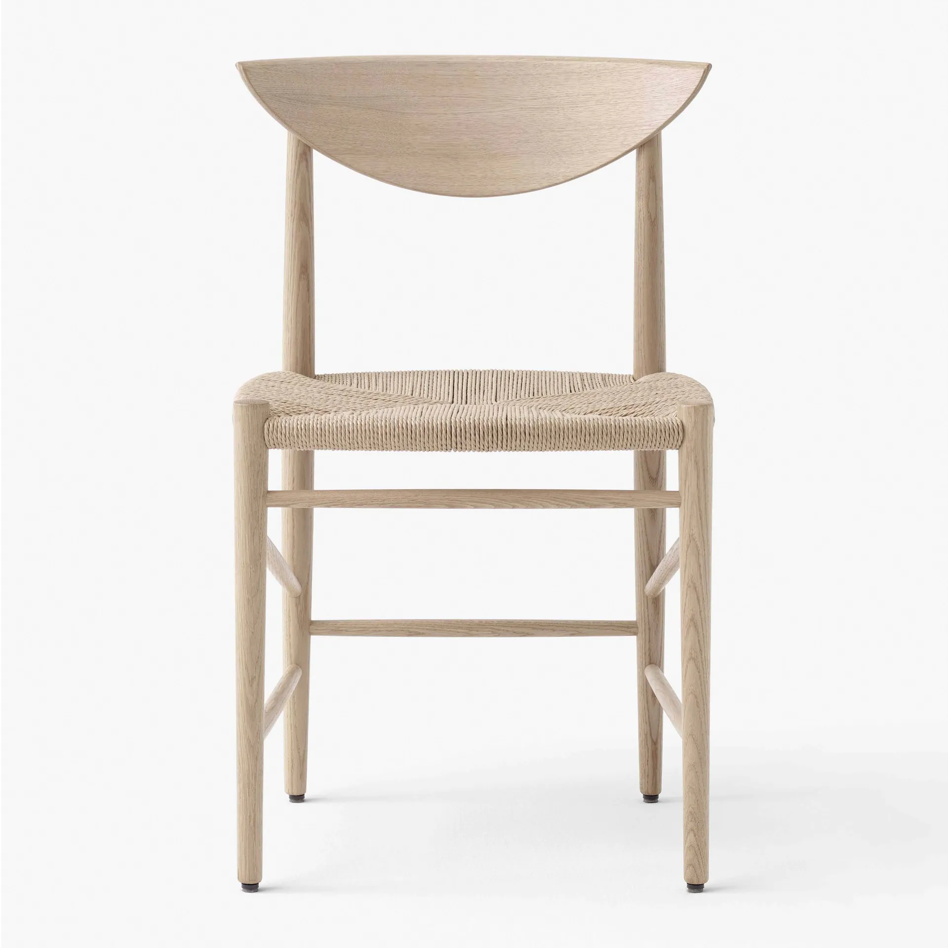 Drawn chair HM3, Soaped oak &Tradition