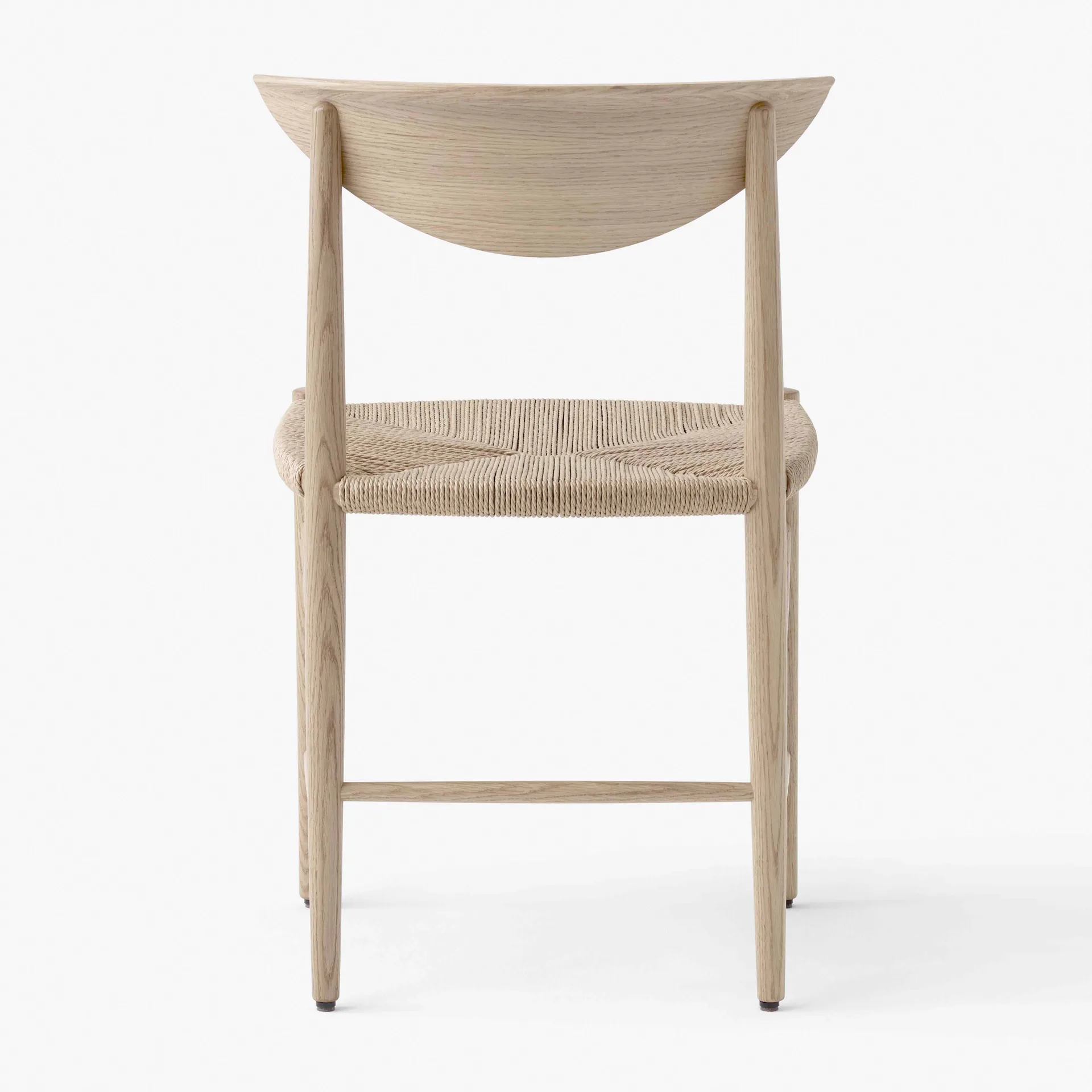 Drawn chair HM3, Soaped oak &Tradition