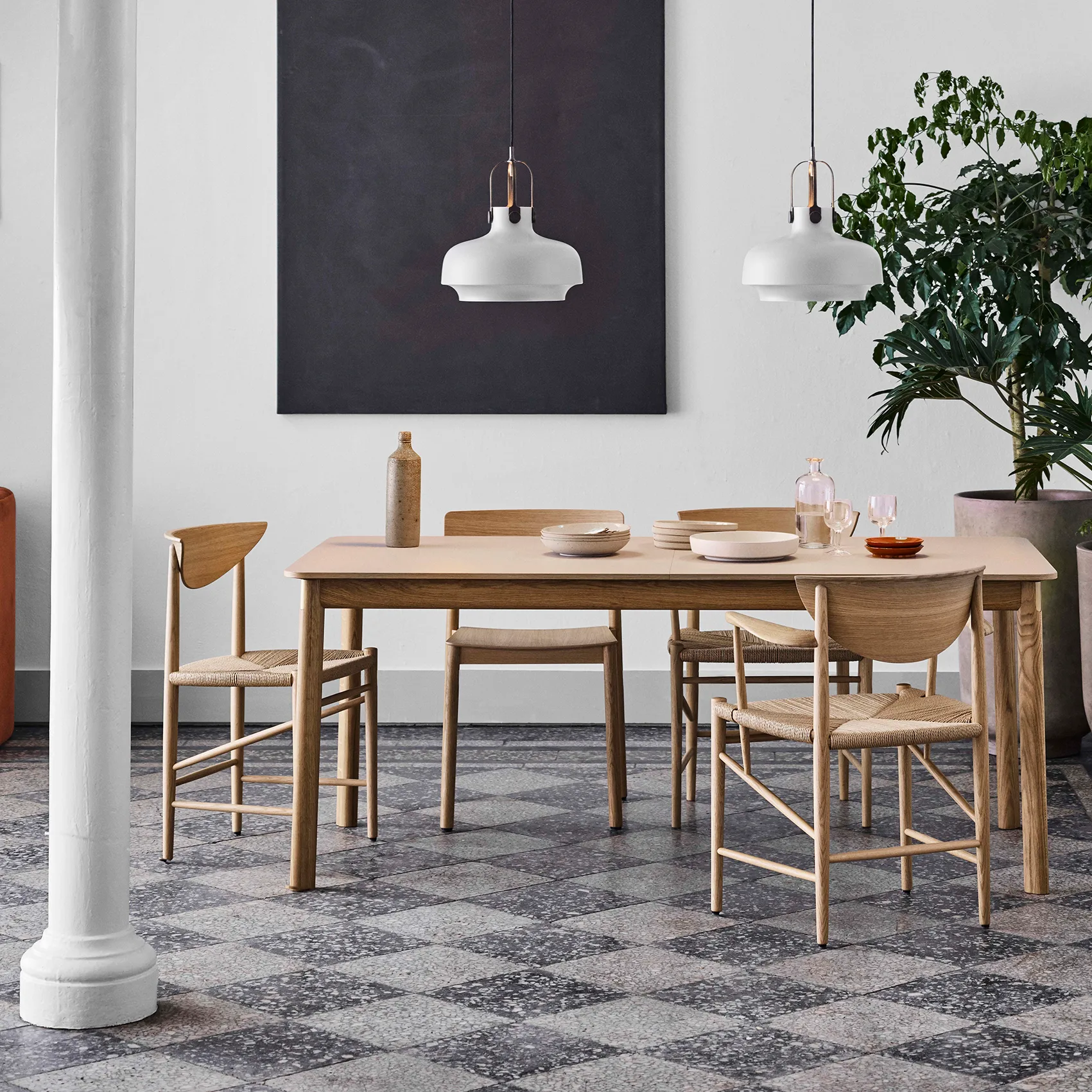 Drawn chair HM4 with armrest, oiled oak &Tradition