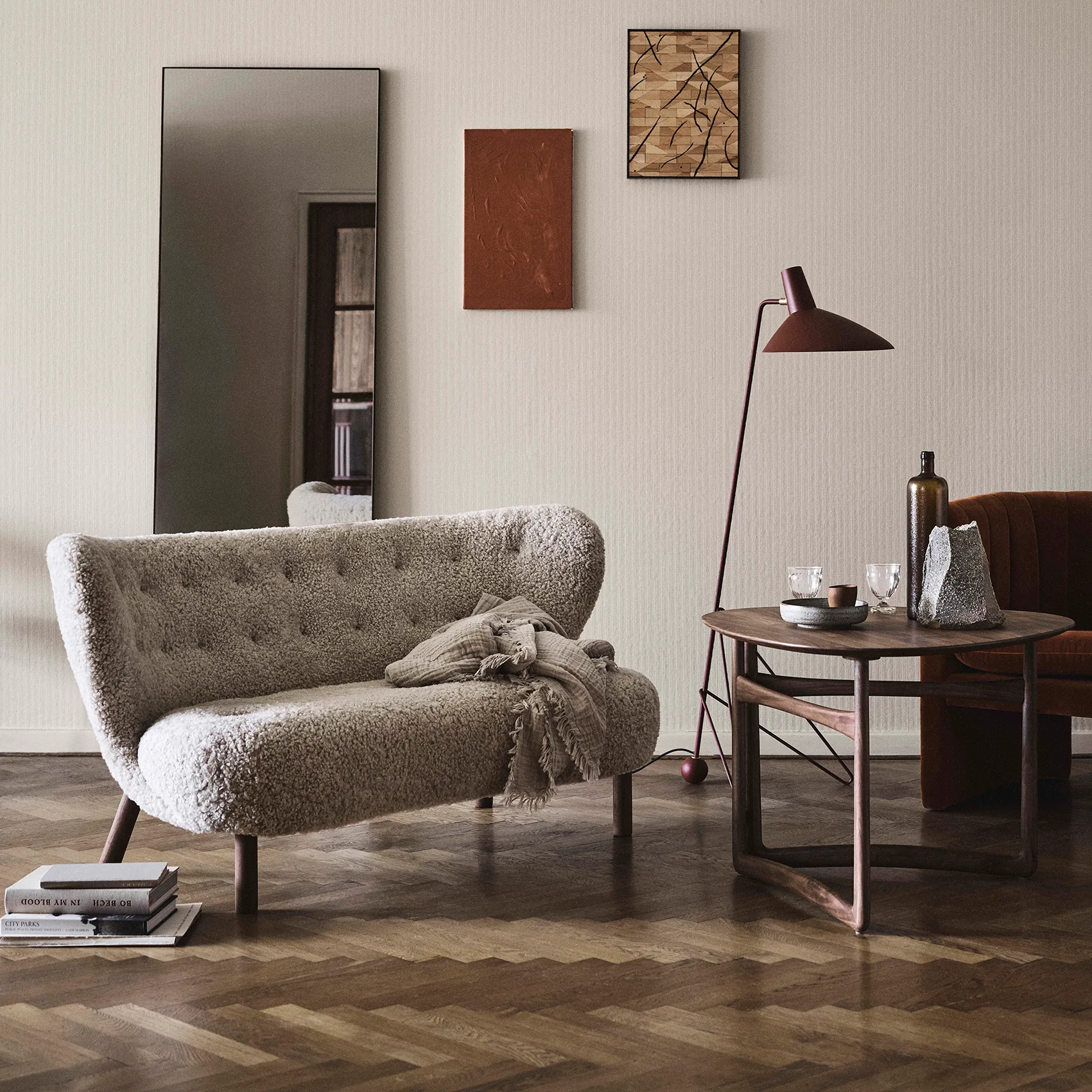 Drop Leaf coffee tableHM5, Walnut &Tradition