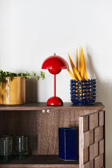 Flowerpot portable table lamp VP9 - Vermilion red - &Tradition