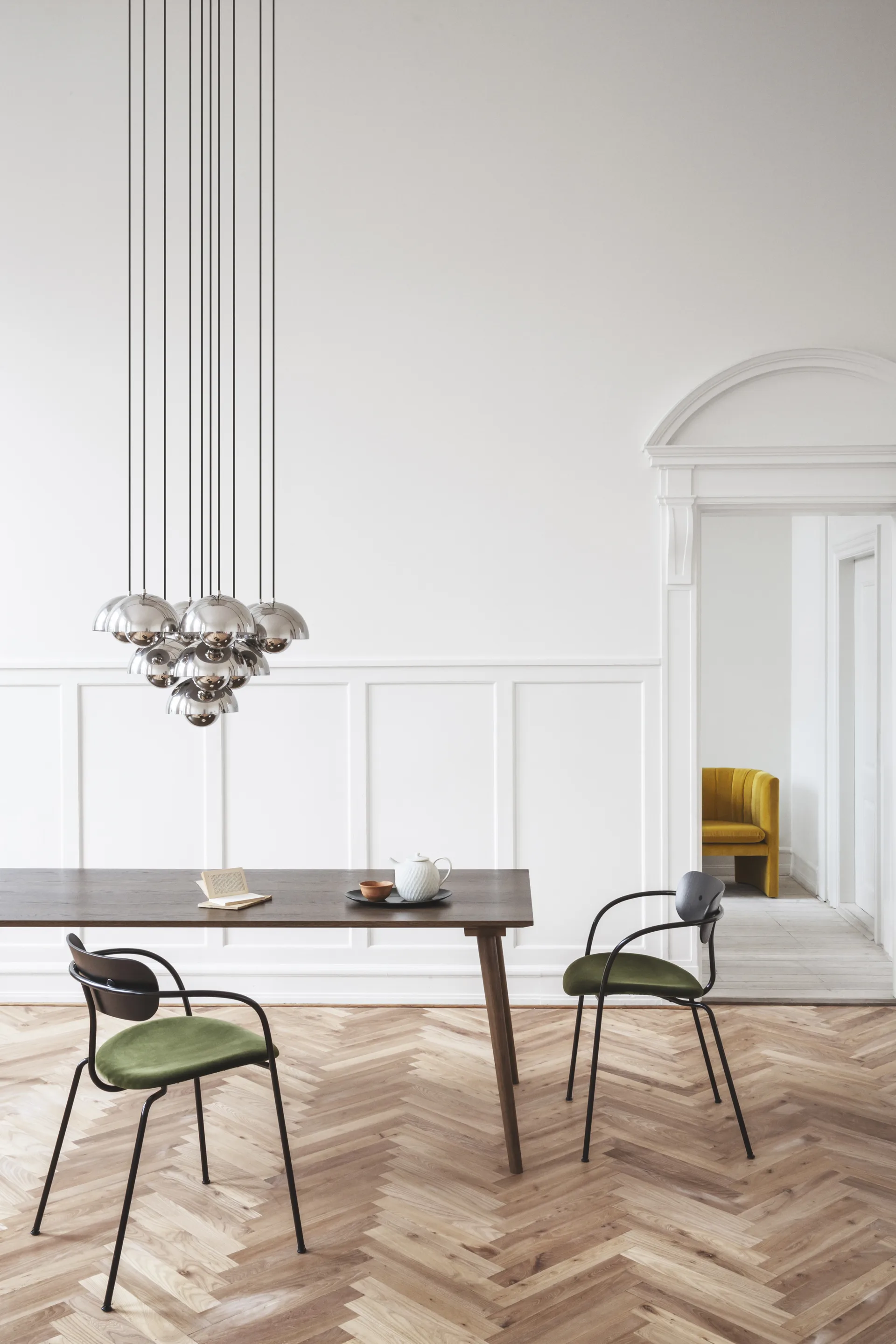 Flowerpot VP1 pendant lamp, polished steel &Tradition