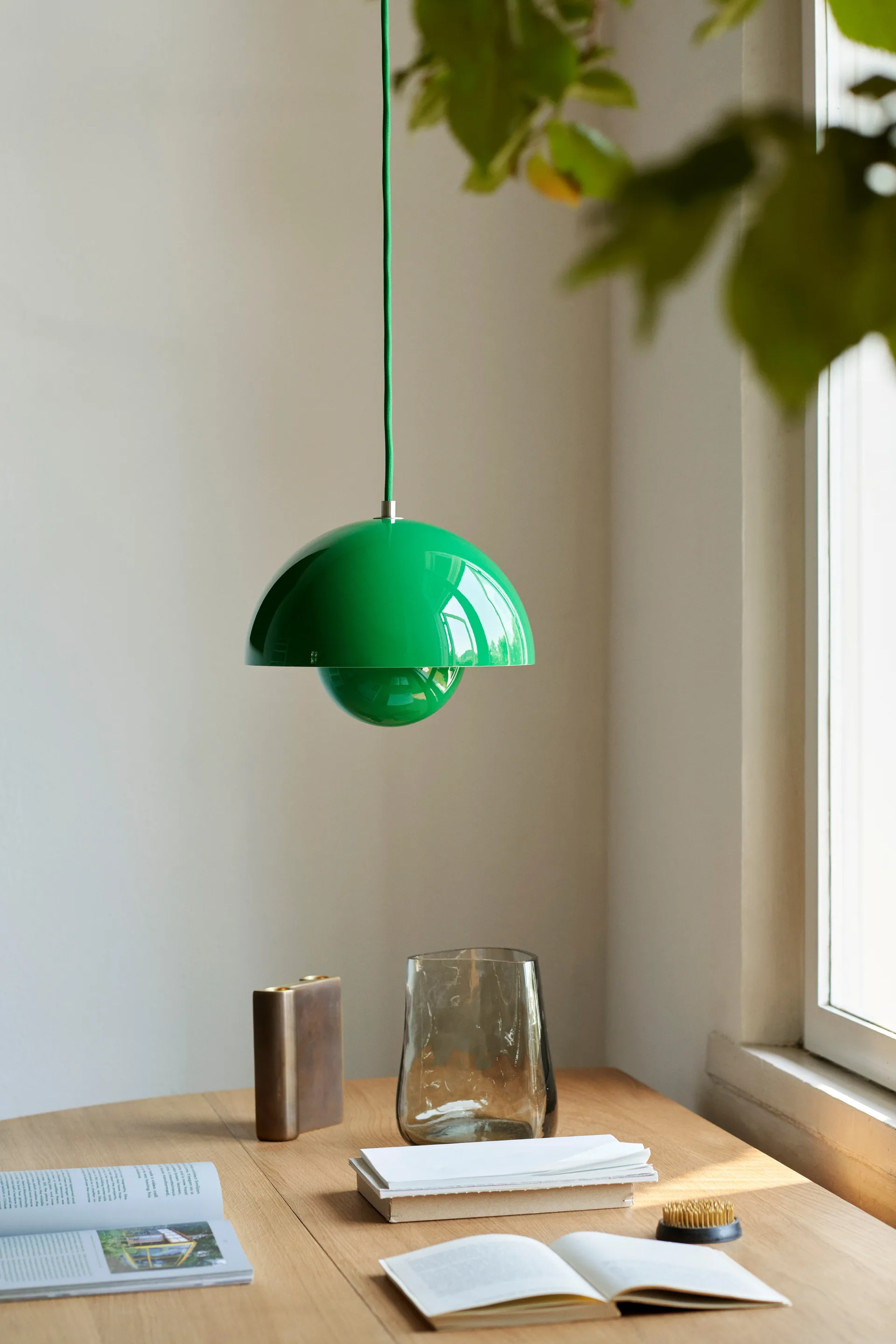 Flowerpot VP1 pendant lamp, Signal green &Tradition