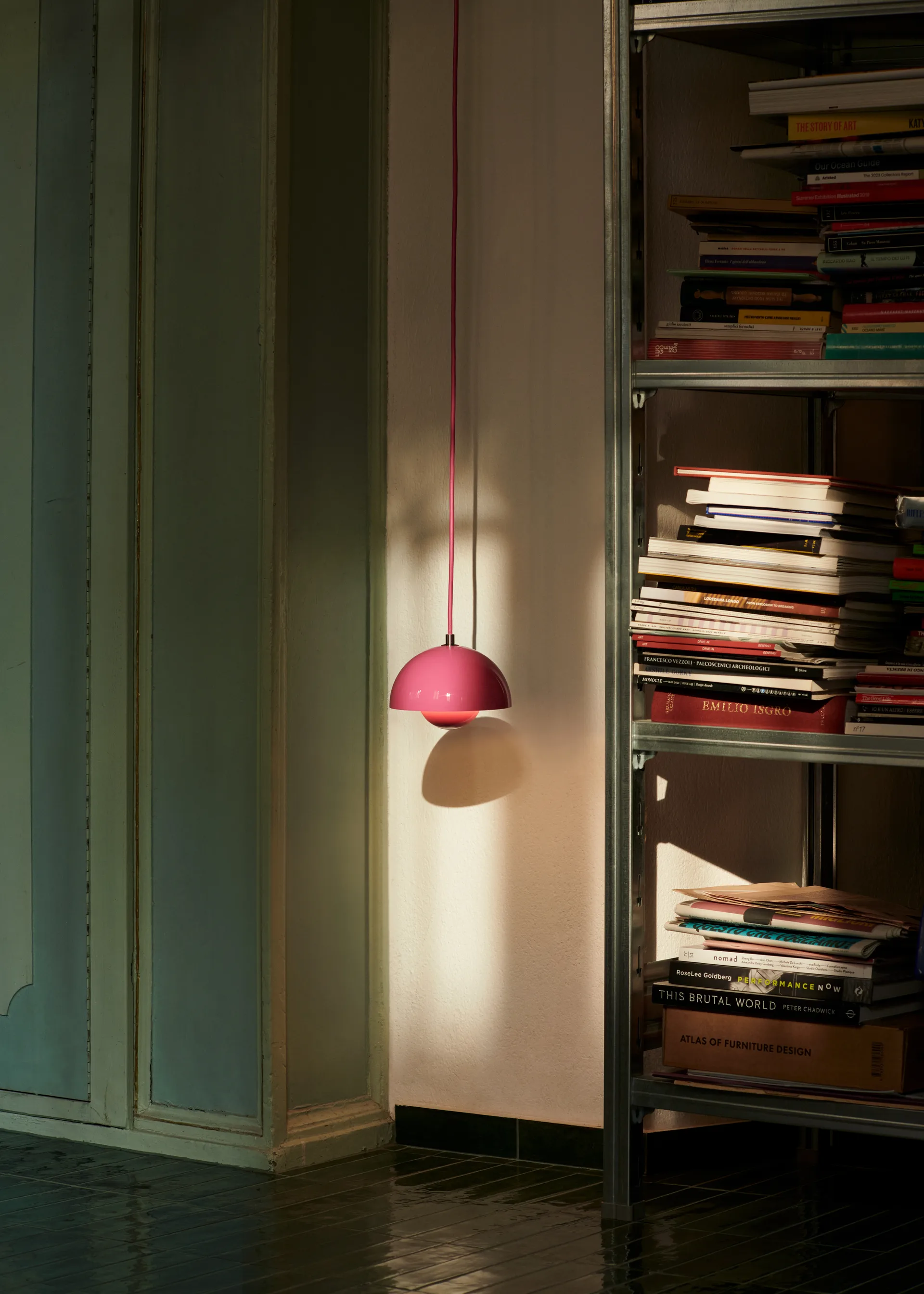 Flowerpot VP10 pendant lamp, Tangy pink &Tradition