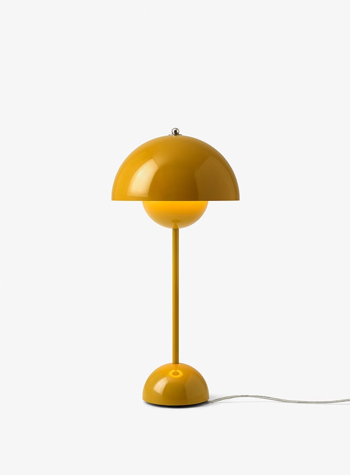 FlowerPot VP3 table lamp - mustard - &Tradition