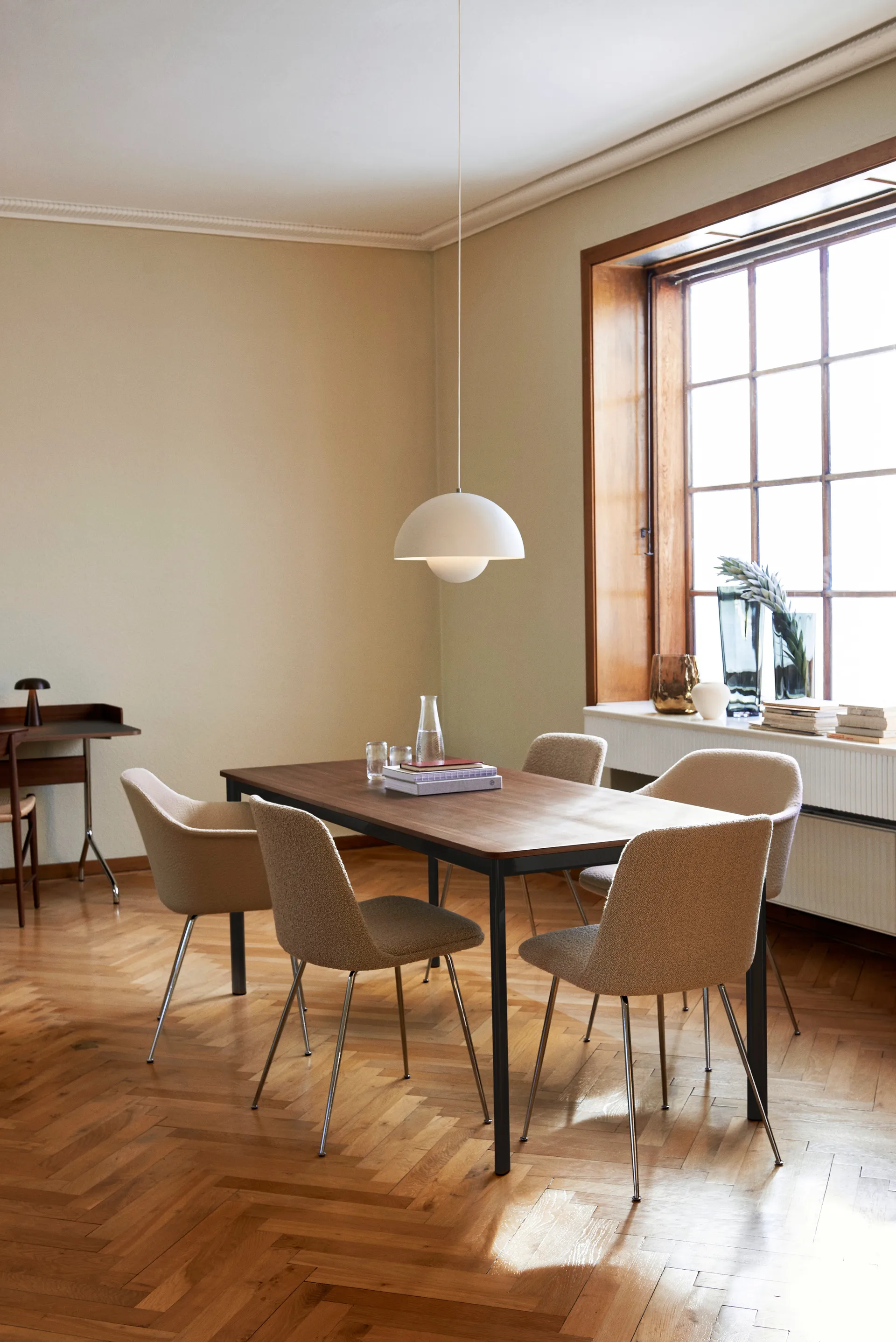 Flowerpot VP7 pendant lamp, matte white &Tradition