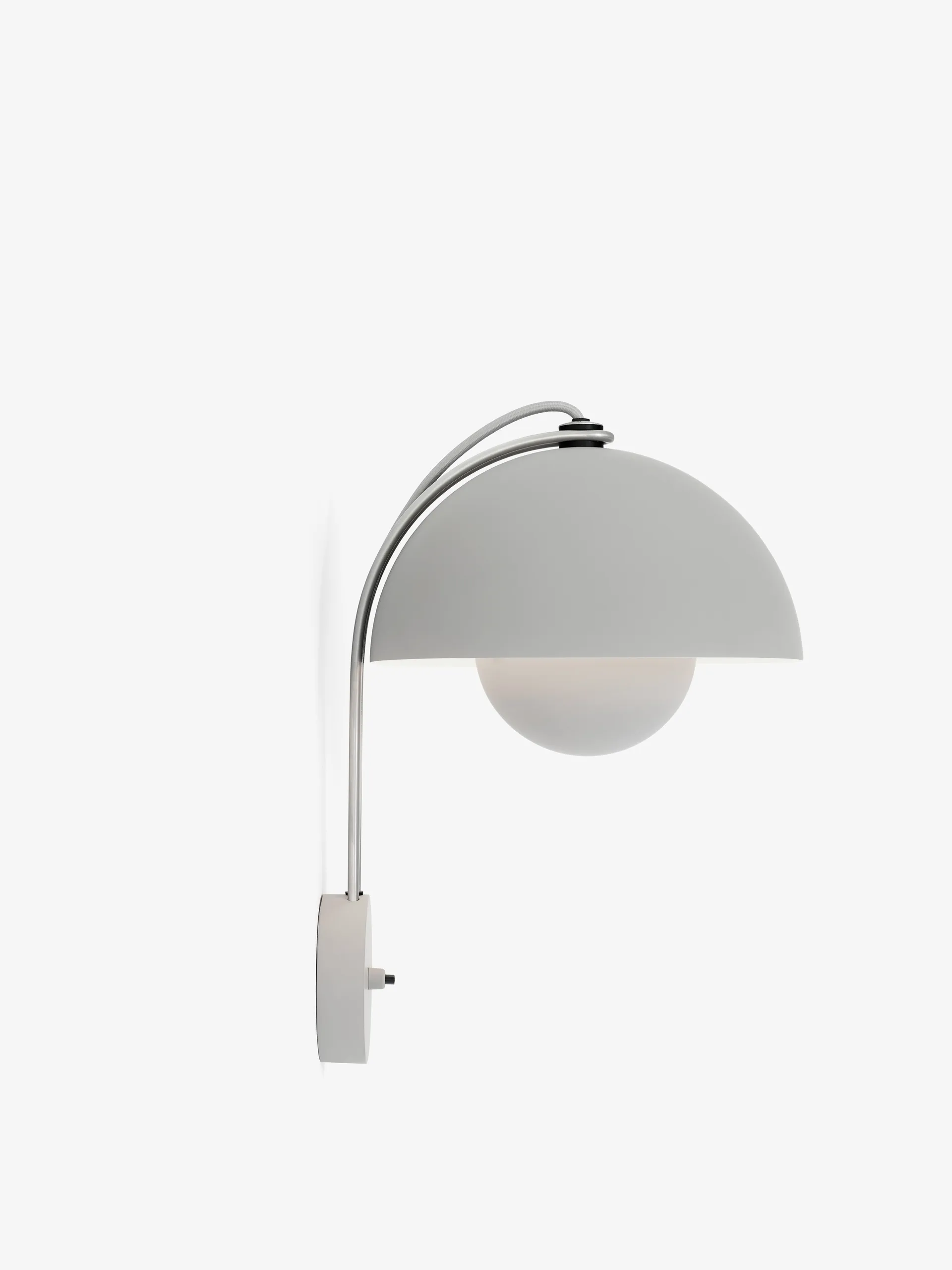 Flowerpot wall lamp VP8, Matte light-grey &Tradition