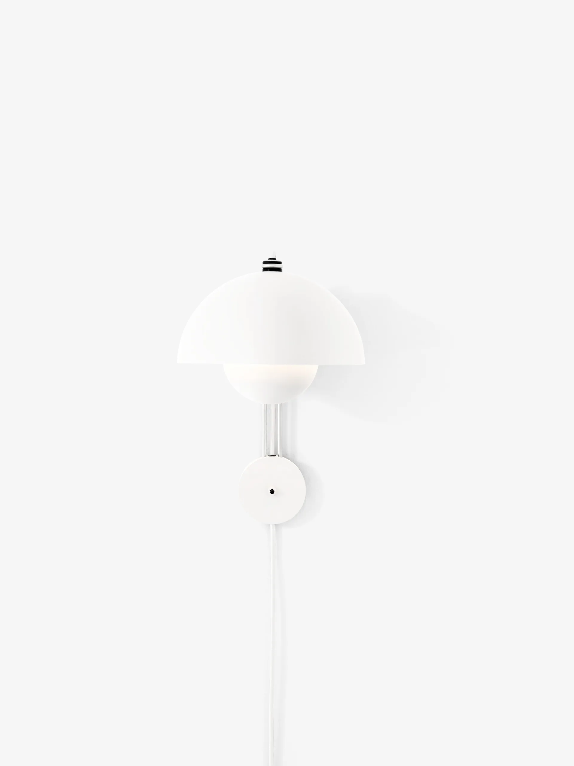 Flowerpot wall lamp VP8, Matte white &Tradition
