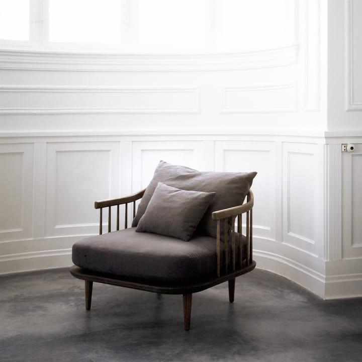 Fly Chair   Sc1 - Smoked oiled oak + grey fabric - &Tradition