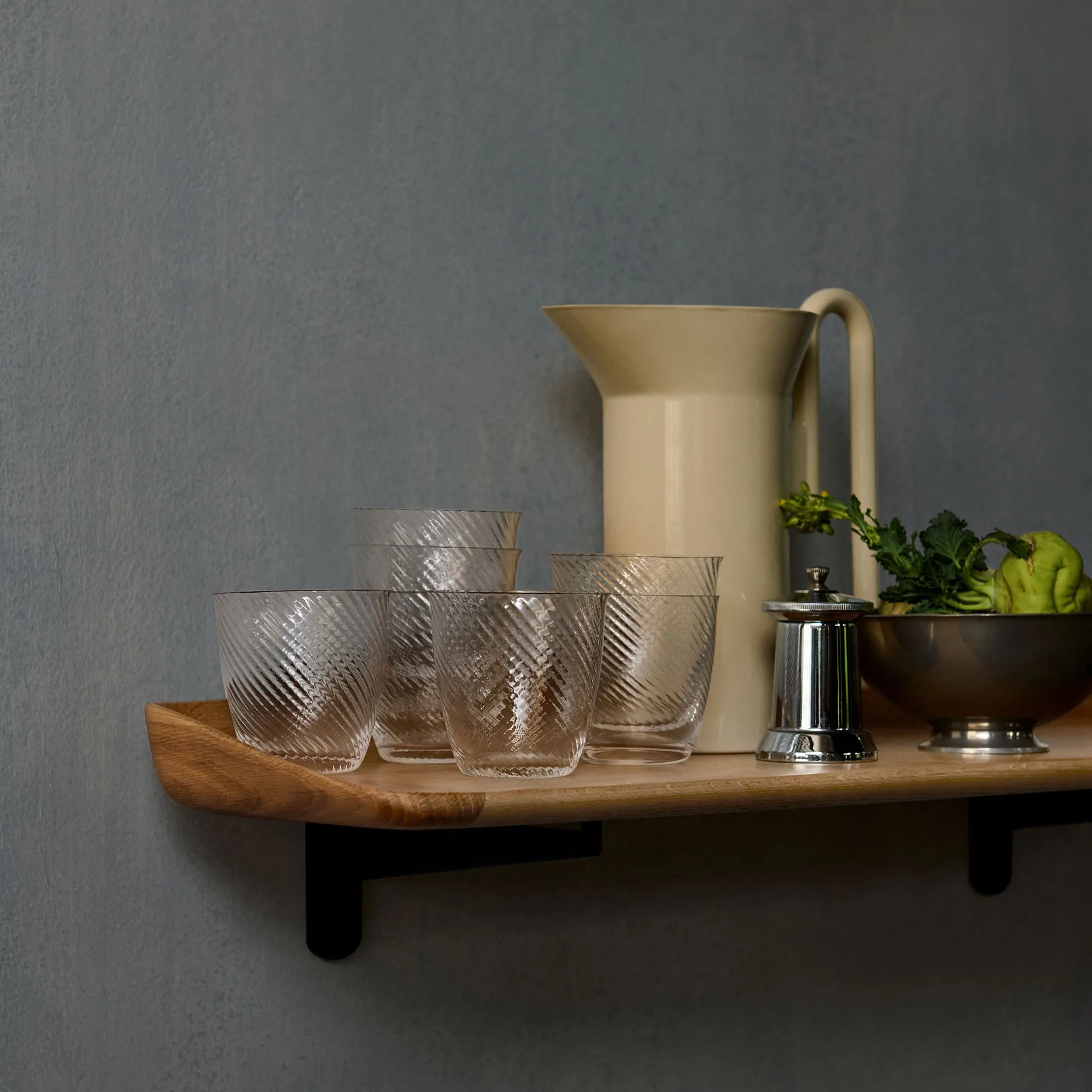 Guild HM14 shelf 75 cm, Solid lacquered oak &Tradition