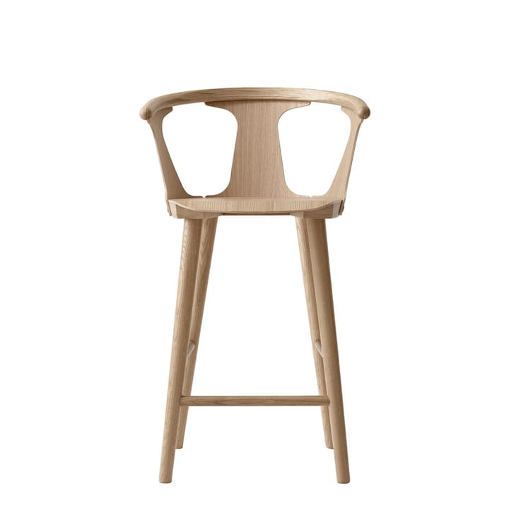 In between barstool SK7 - Light oiled oak - &Tradition