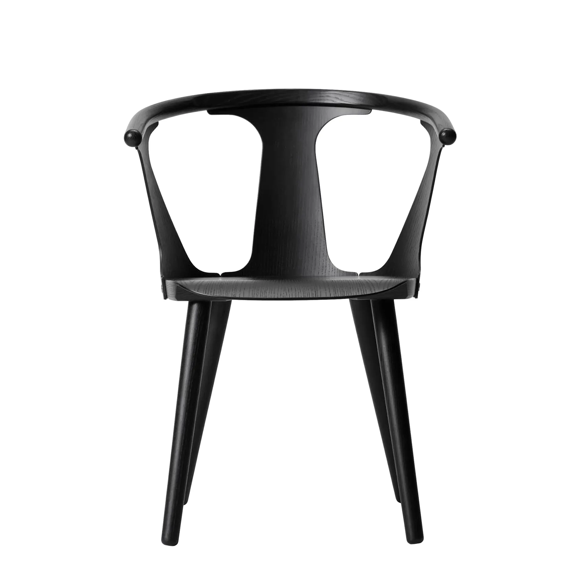 In Between chair Sk1, Black laquered ash &Tradition