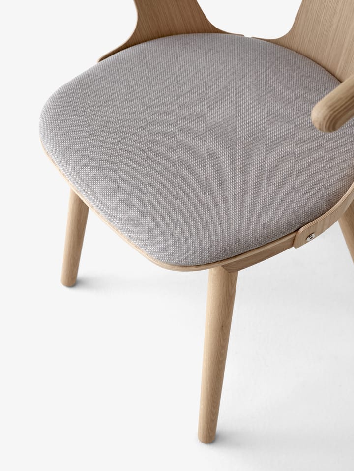 In Between SK2 chair, Oiled oak-Fiord 251 &Tradition
