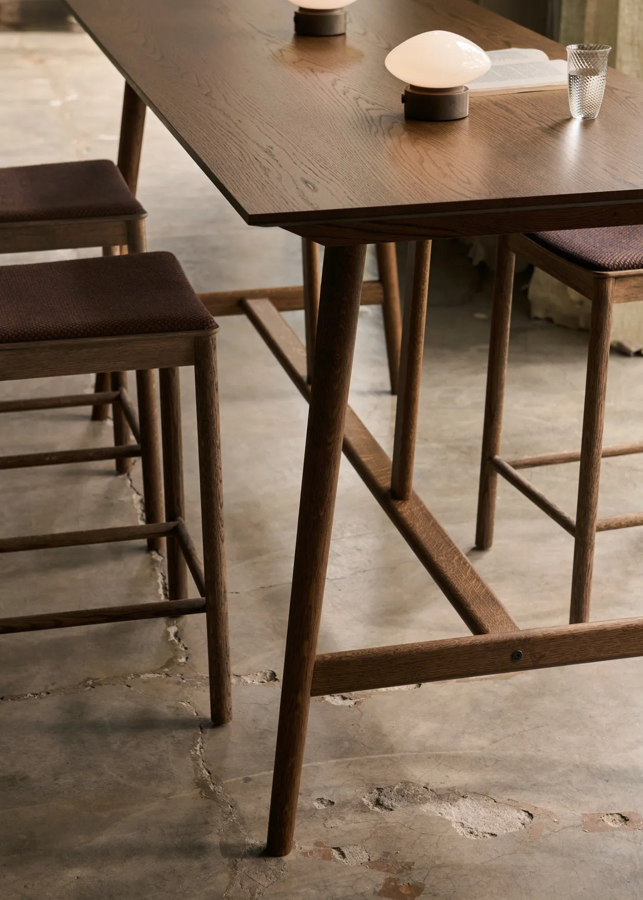 In Between SK26 Counter Table 190x80x95 cm, Smoked lacquered oak &Tradition