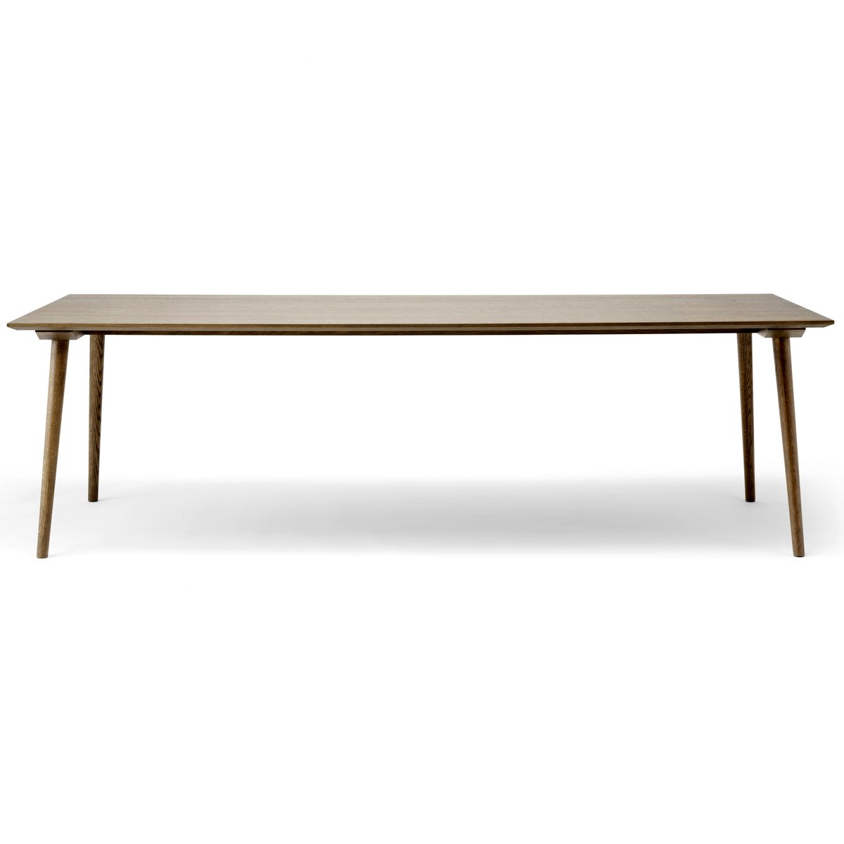 &Tradition In Between table SK6 lackad oak | Scandinavian Design | Dining tables | Brown