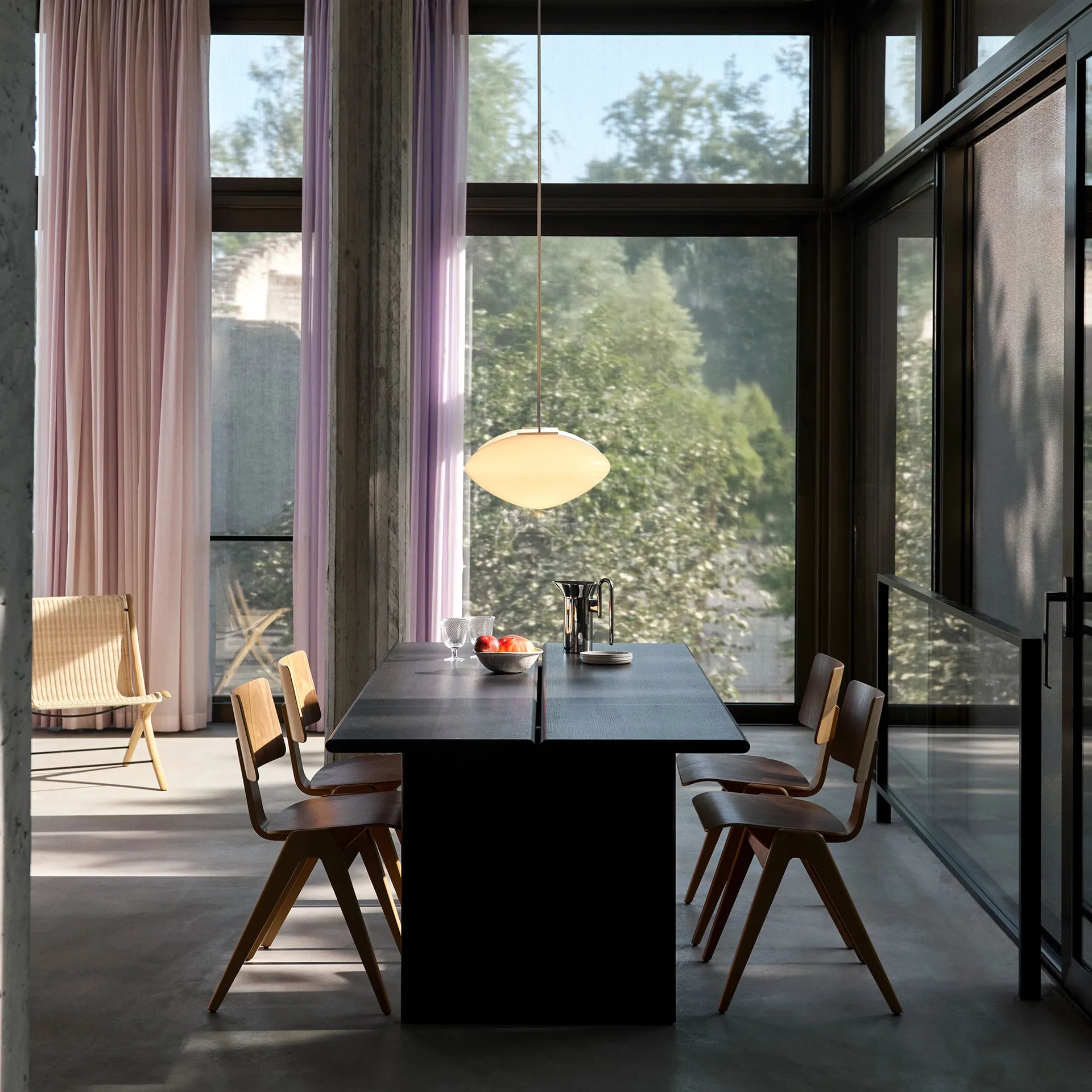 Ita OS1 dining table 95x200 cm, Dark stained oak &Tradition