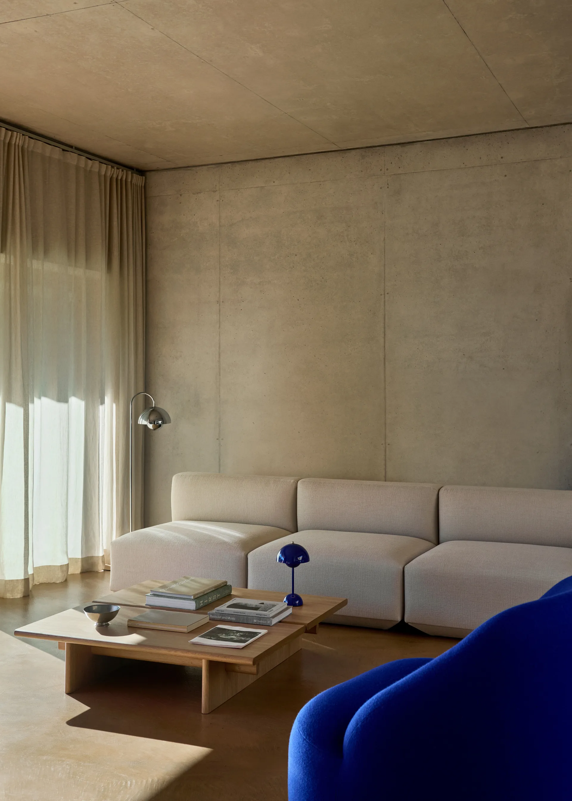 Ita OS4 coffee table 110x110 cm, Oak &Tradition