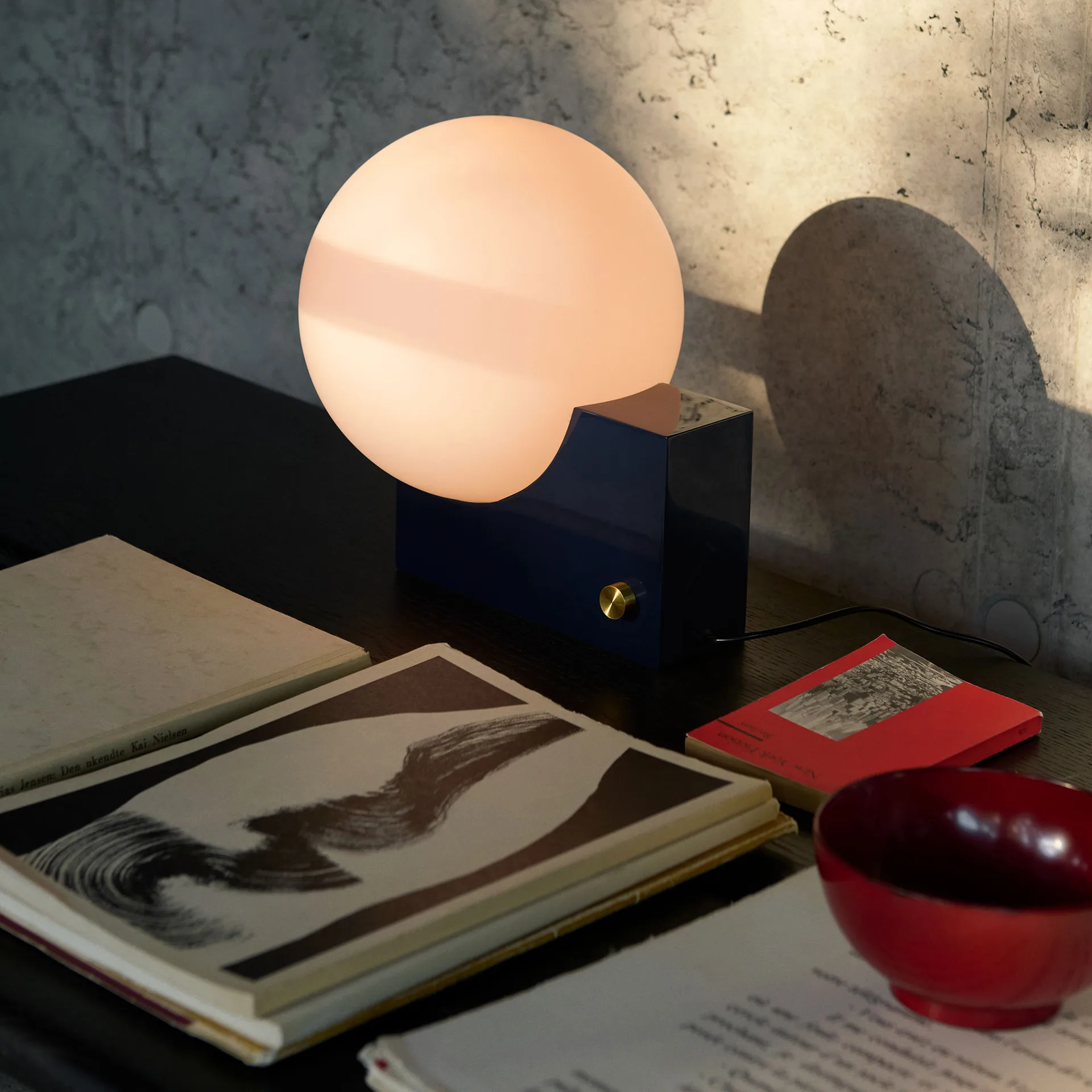 Journey SHY1 table lamp, Steel blue &Tradition