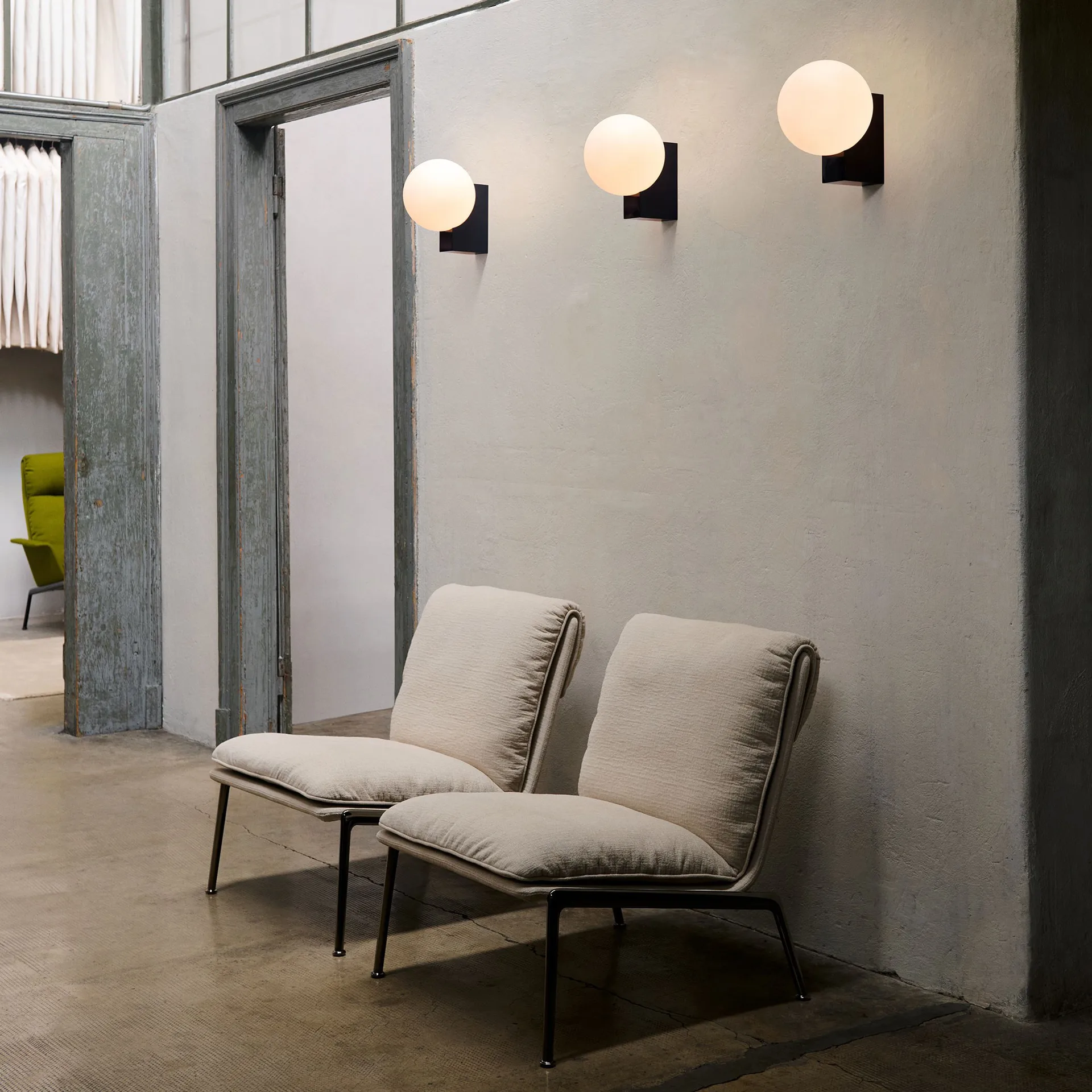 Journey SHY2 wall lamp, Steel blue &Tradition