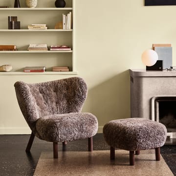 Little Petra ATD1 footstool - Sheepskin moonlight-oiled walnut legs - &Tradition
