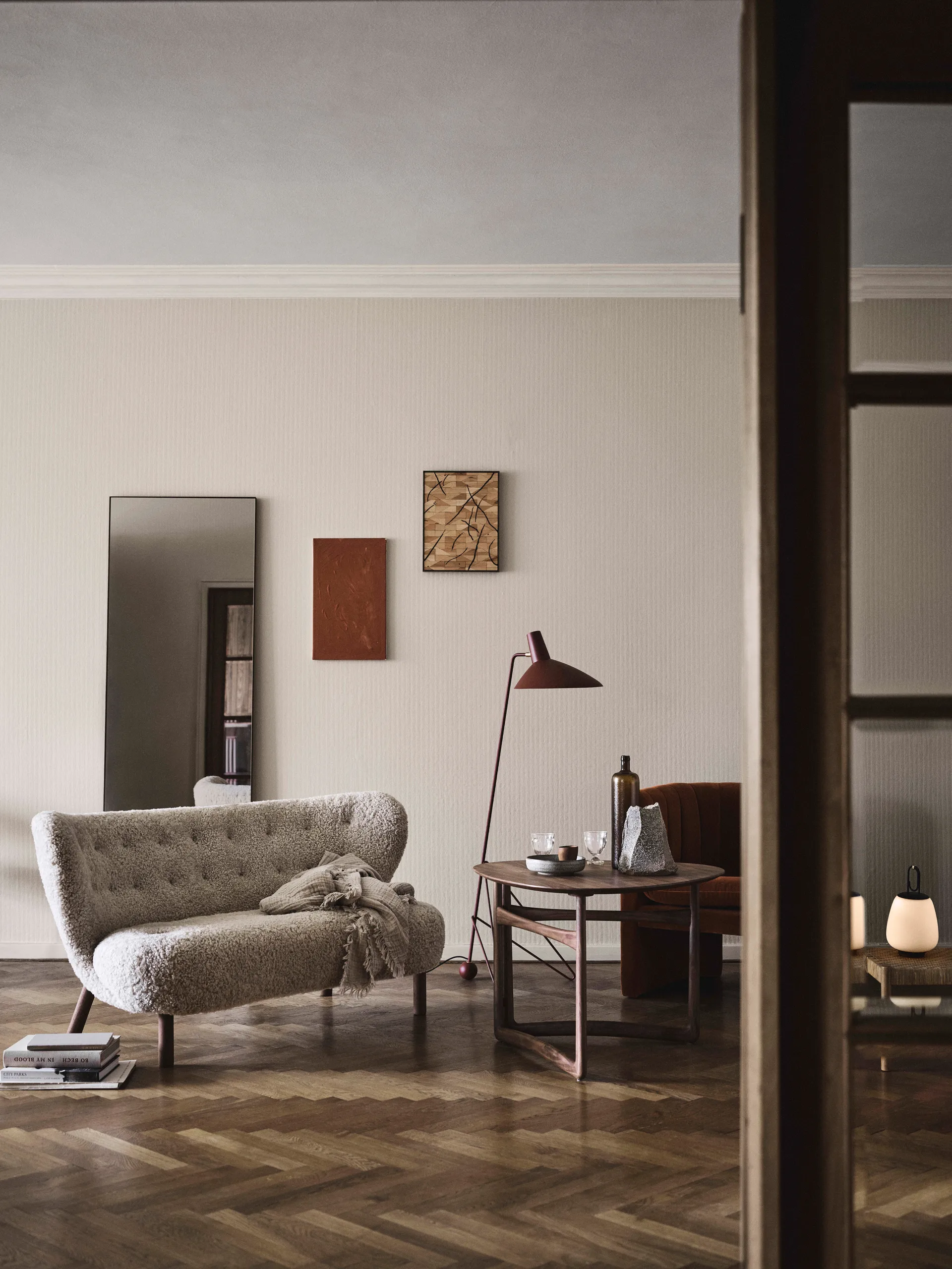 Little Petra VB2 sofa, Oiled walnut-Moonlight &Tradition