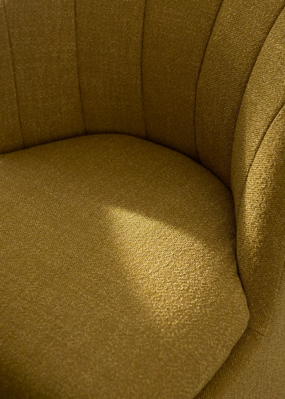 Loafer Side Chair SC106, Ecriture 0470 &Tradition