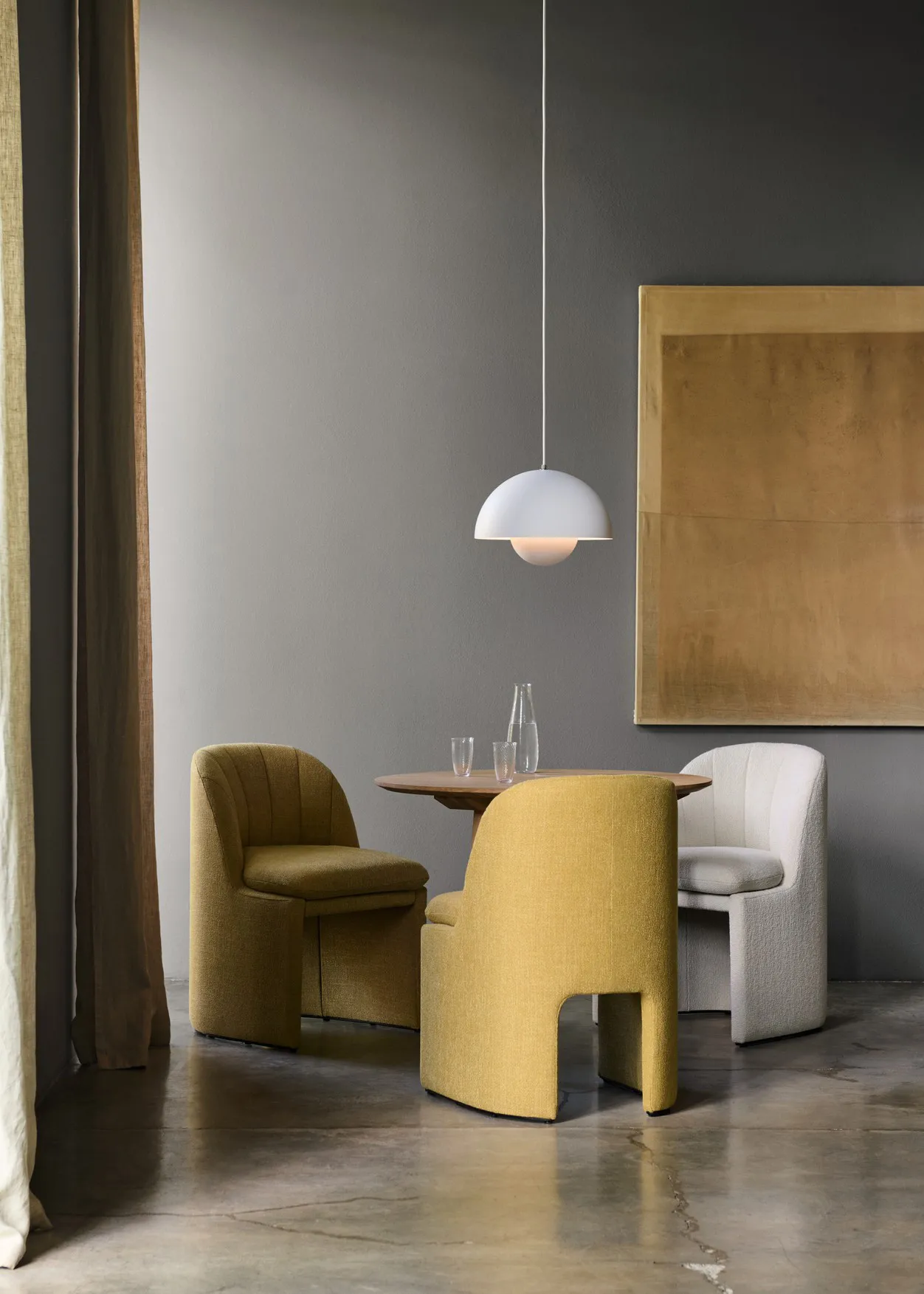 Loafer Side Chair SC106, Ecriture 0470 &Tradition