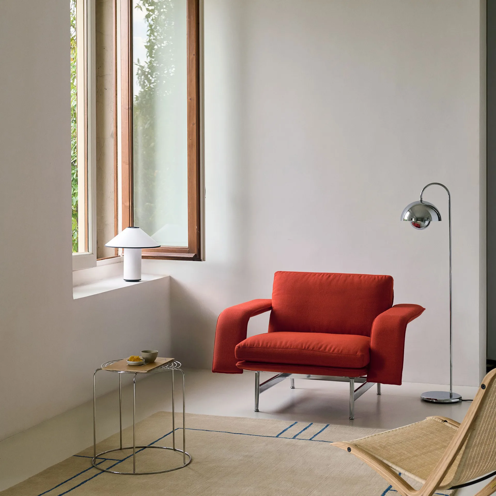 Meantime AV29 lounge chair, Pol. aluminium-Fiord 0571 &Tradition