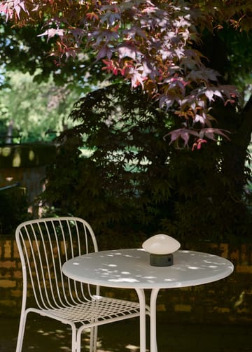Mist AP21 portable lamp 12 cm - Grigio Caldo-opal glass - &Tradition