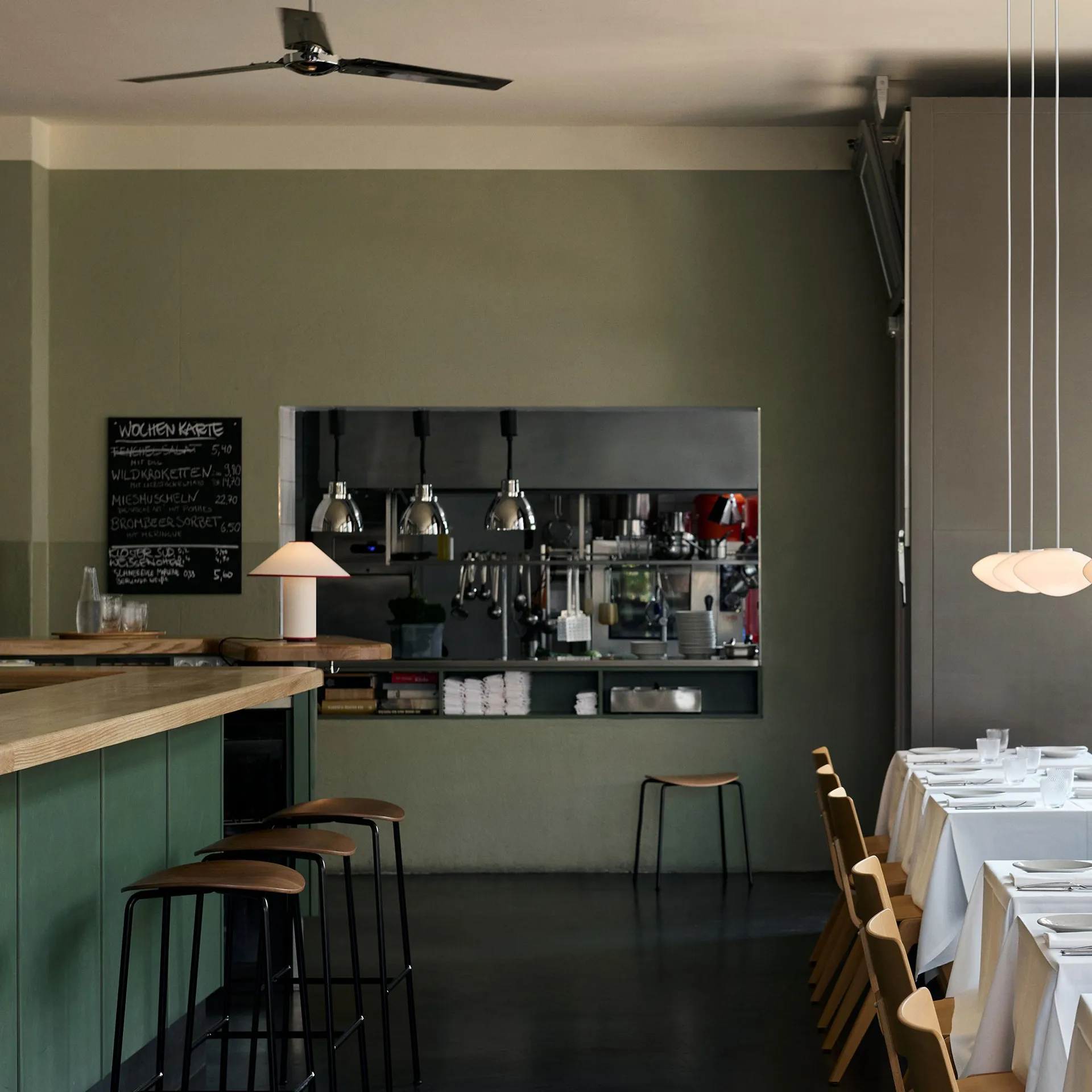 Pavilion AV37 counter stool 68 cm, Black-lacquered oak &Tradition