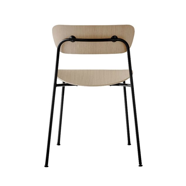 Pavilion chair AV1 - Coated oak - &Tradition