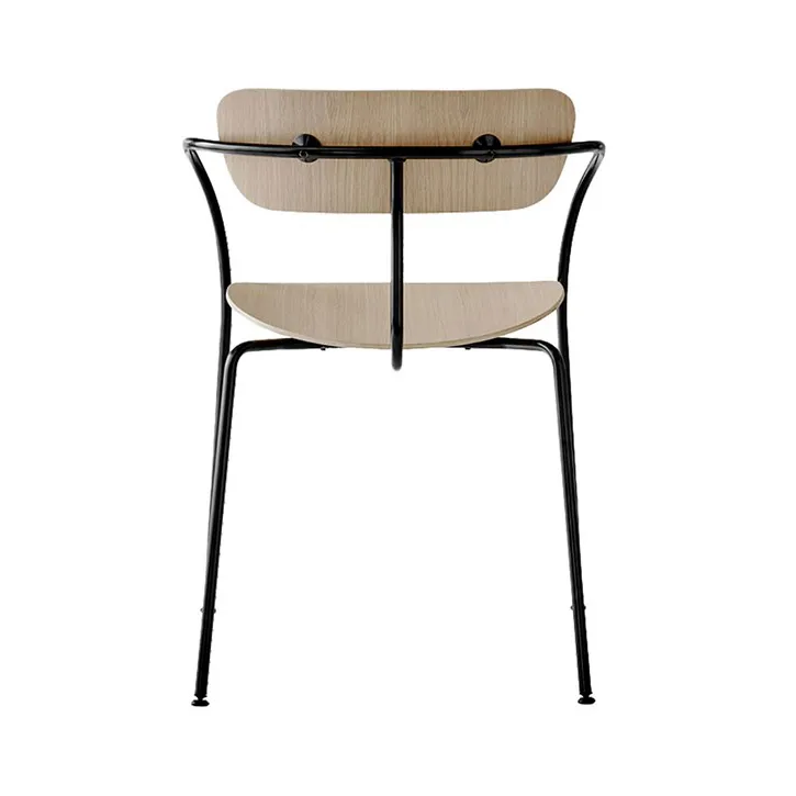 Pavilion chair AV2, Coated oak &Tradition