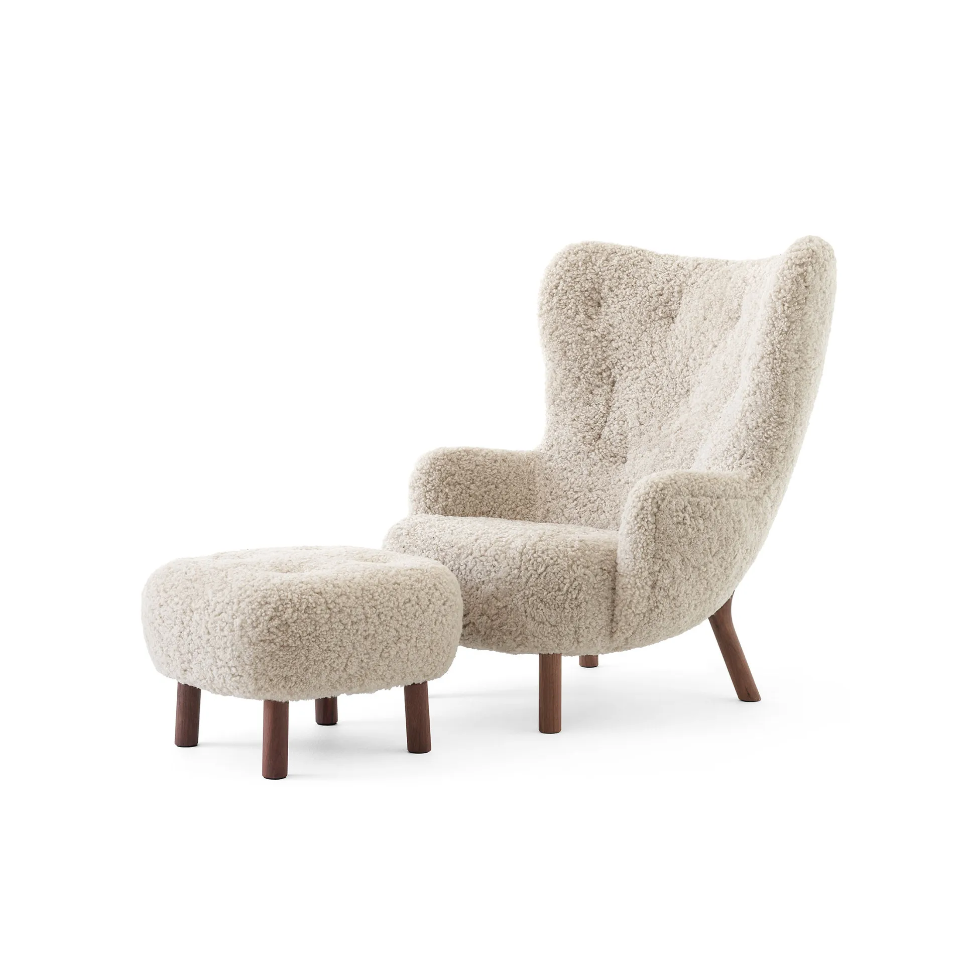 Petra VB3 high armchair incl. pouf ATD1, Oiled Walnut-Sheepskin Moonlight &Tradition
